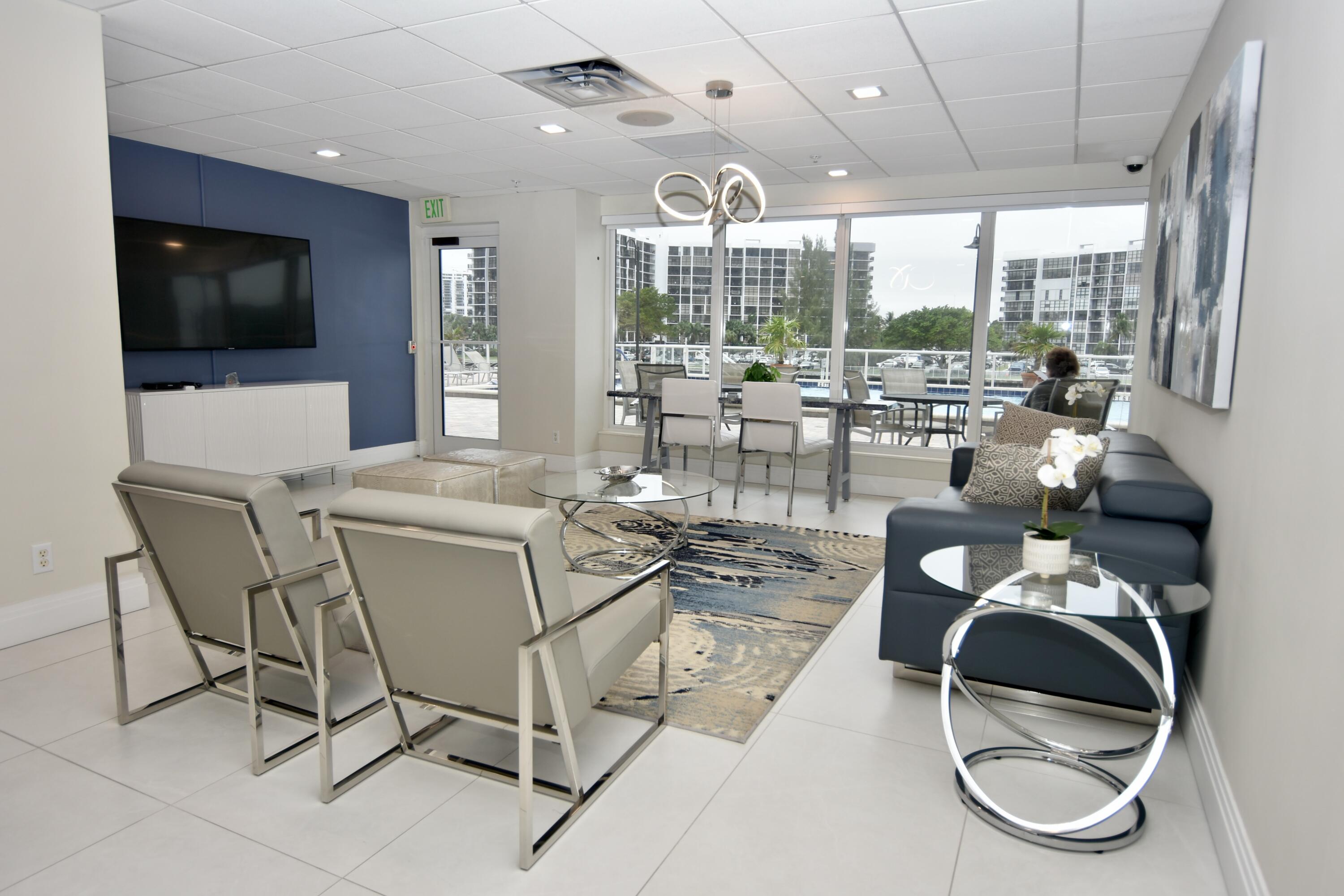 3000 S Ocean Drive Unit: 1000