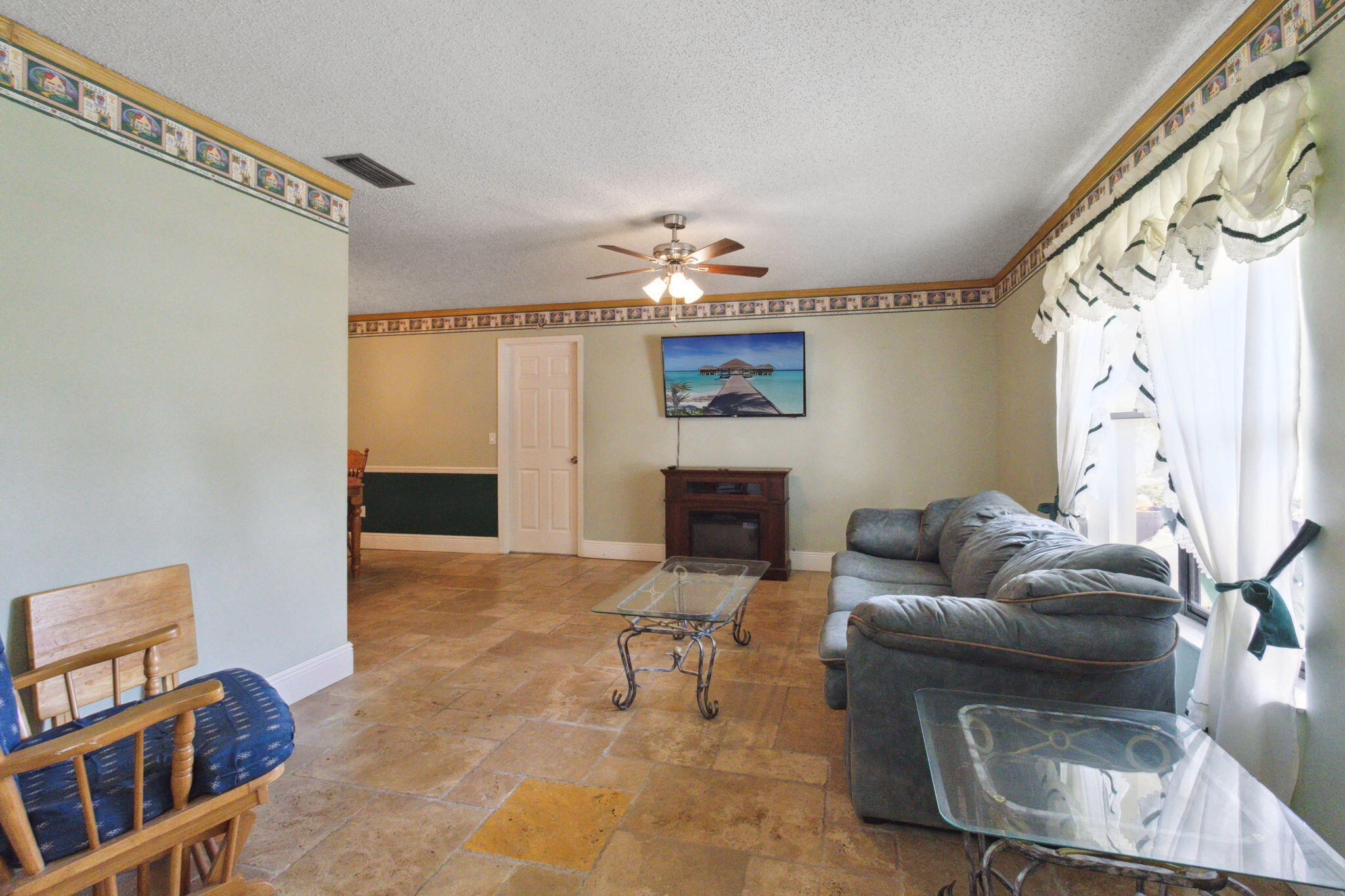 714 NW 42 Way