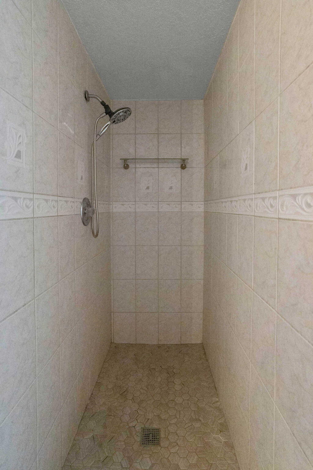 714 NW 42 Way