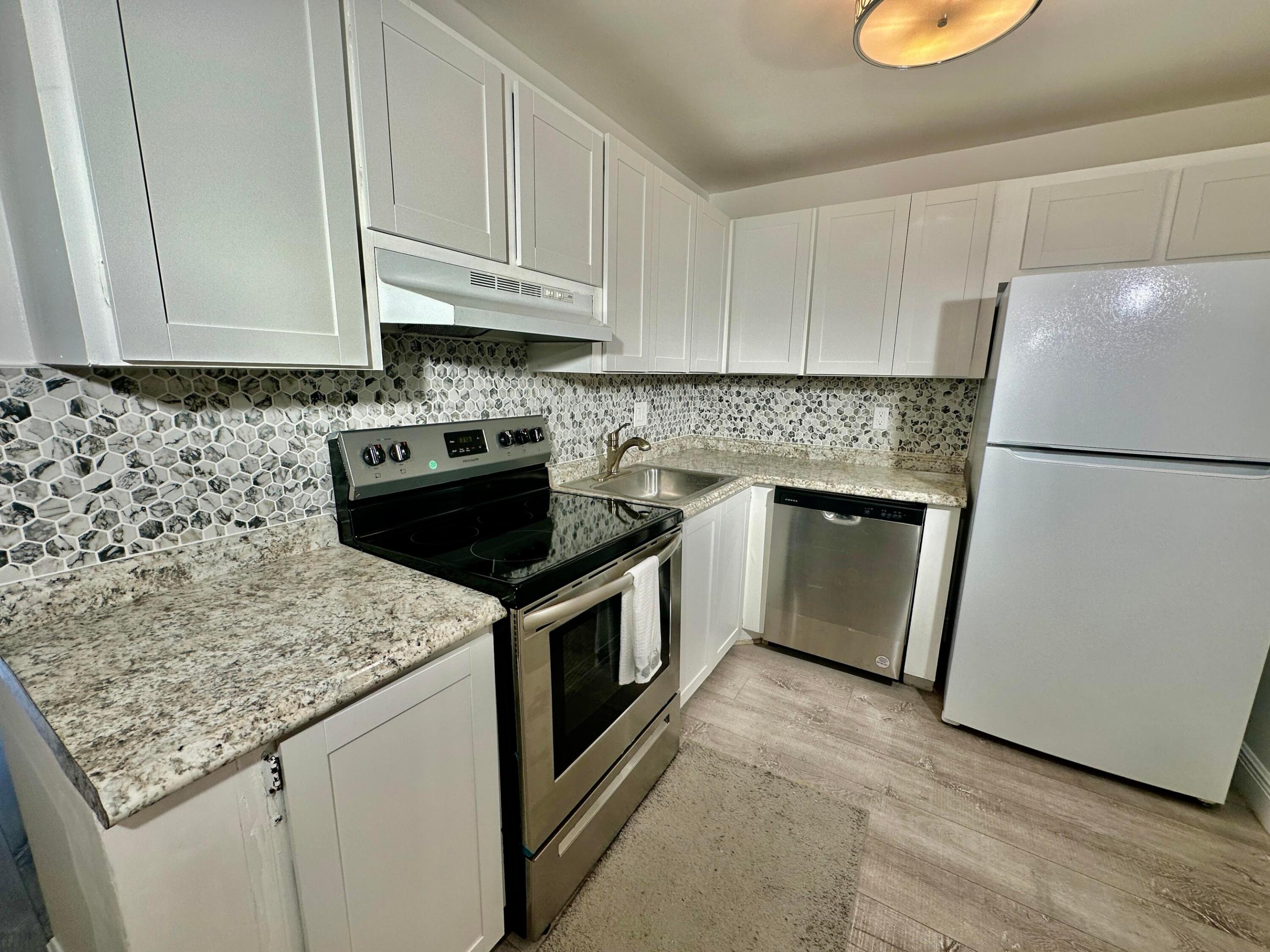 460 NW 20th Street Unit: 2110