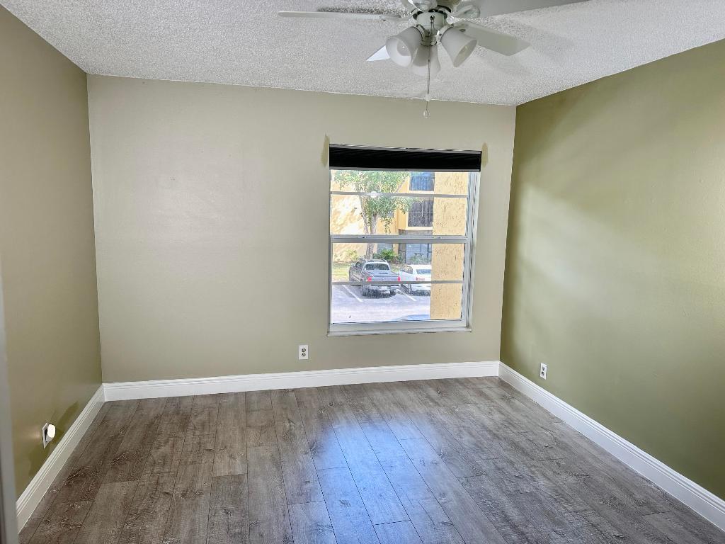 460 NW 20th Street Unit: 2110