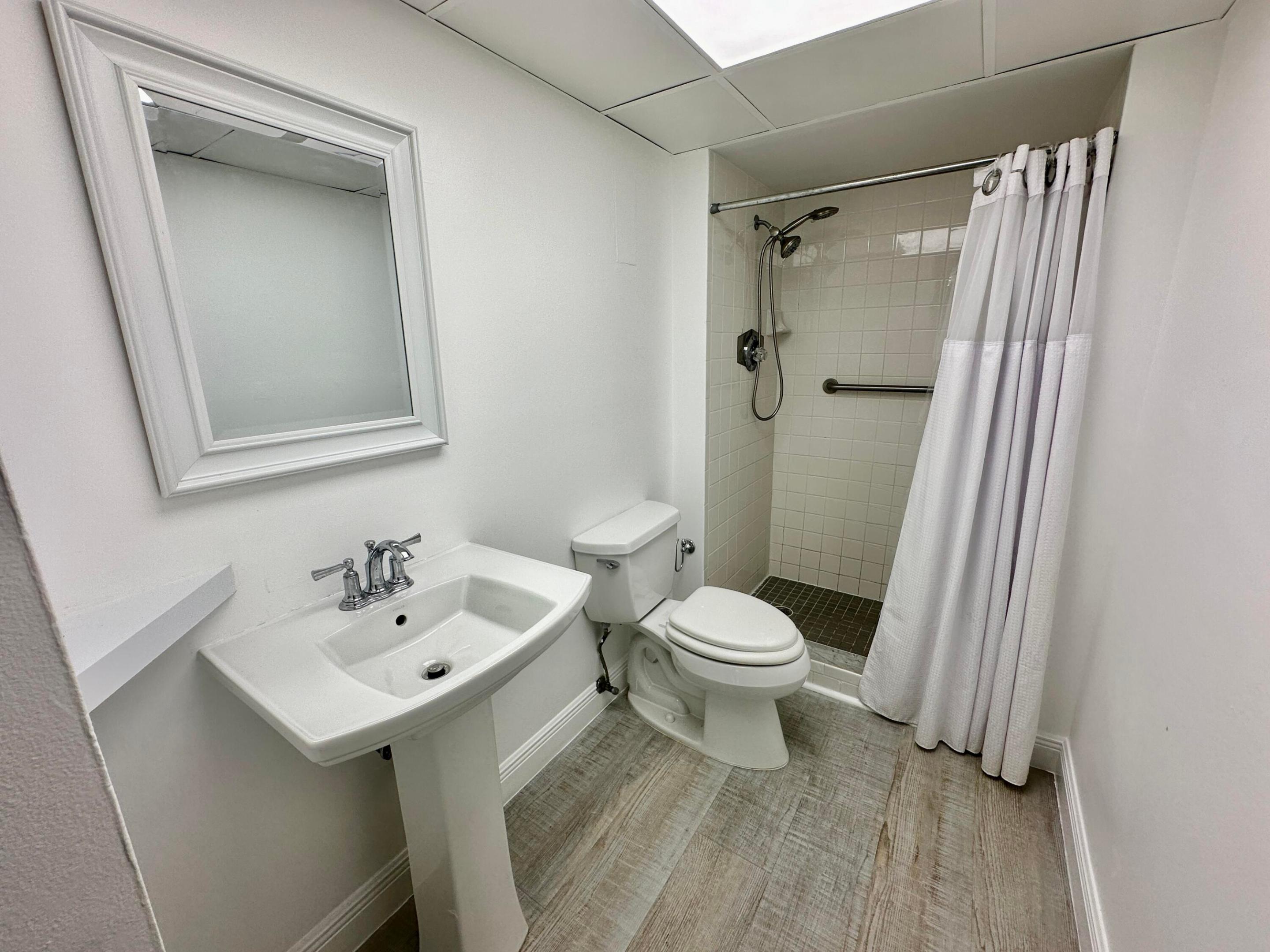 460 NW 20th Street Unit: 2110