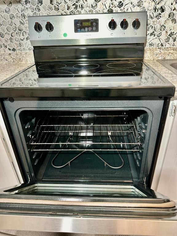 460 NW 20th Street Unit: 2110