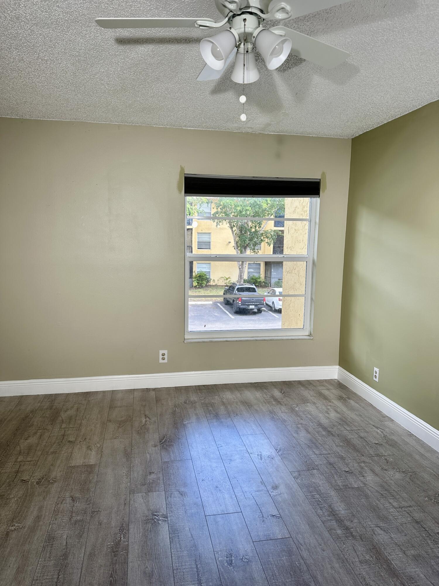 460 NW 20th Street Unit: 2110