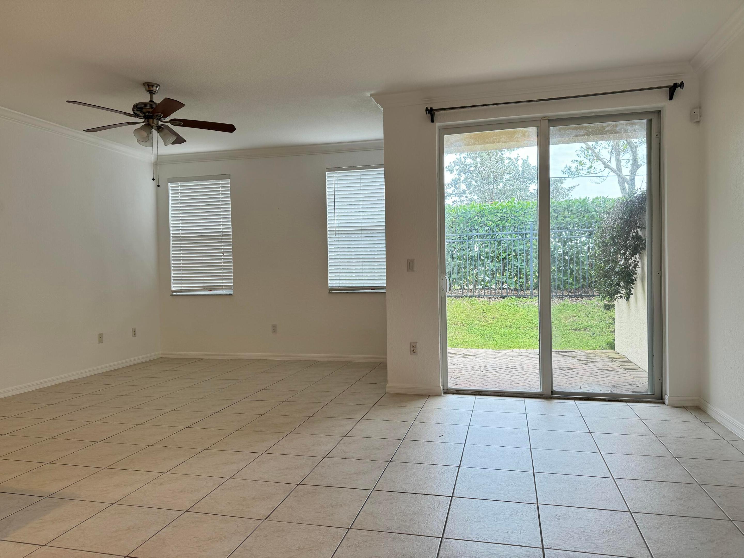 1015 Ventnor Avenue Unit: 3g