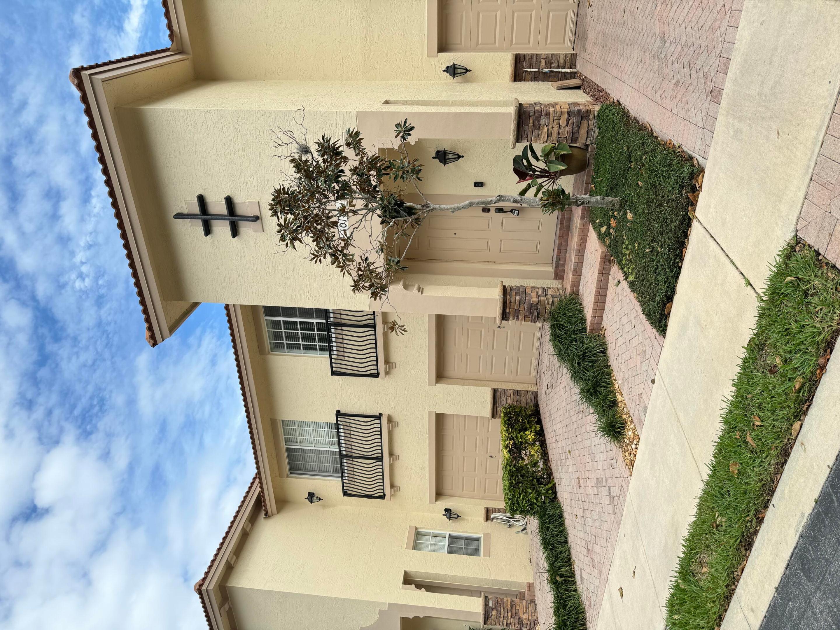 1015 Ventnor Avenue Unit: 3g