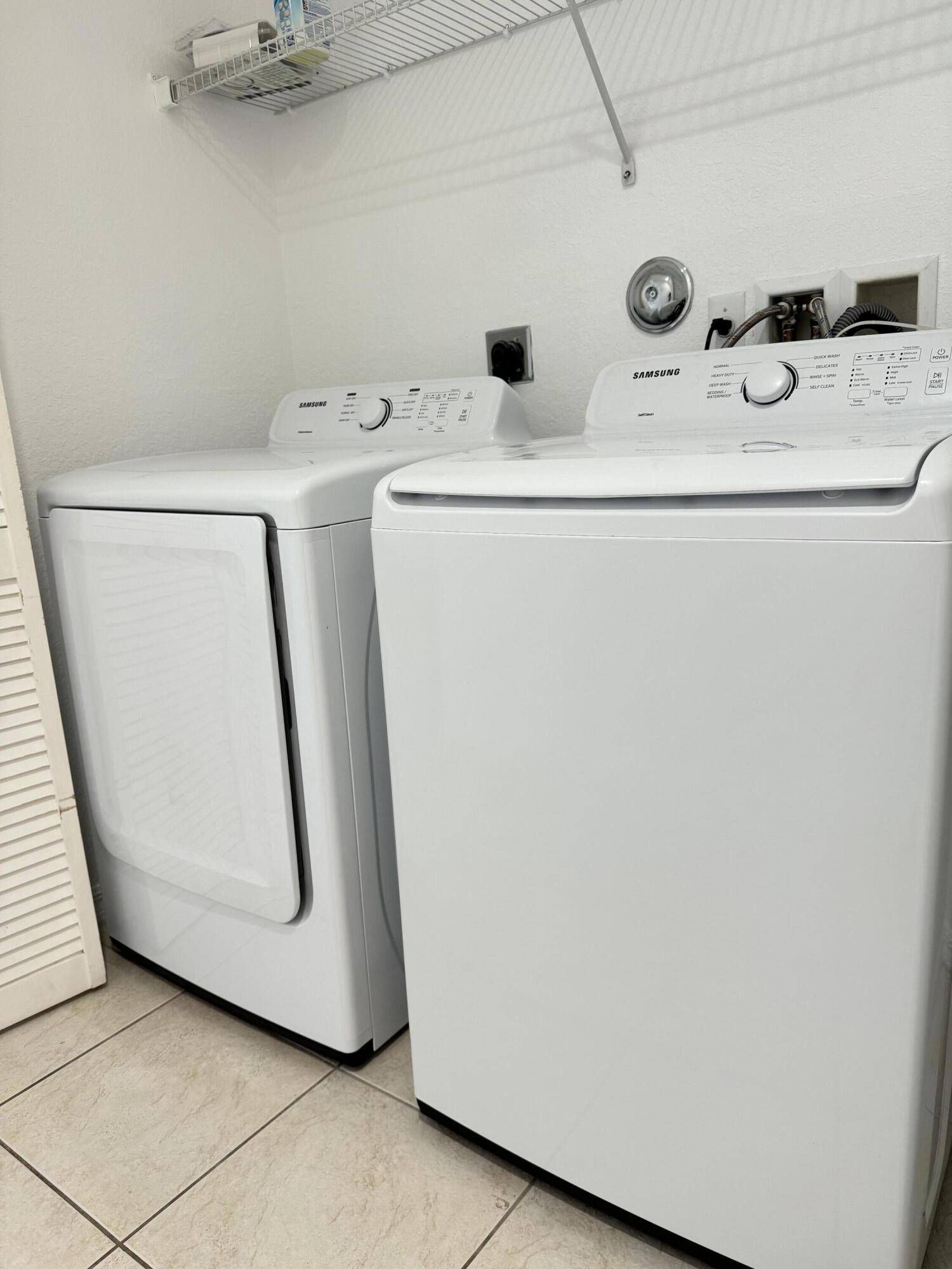 1015 Ventnor Avenue Unit: 3g