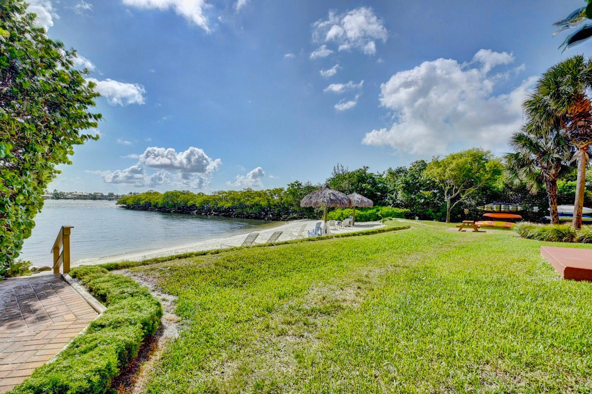 1200 Scotia Drive Unit: 302