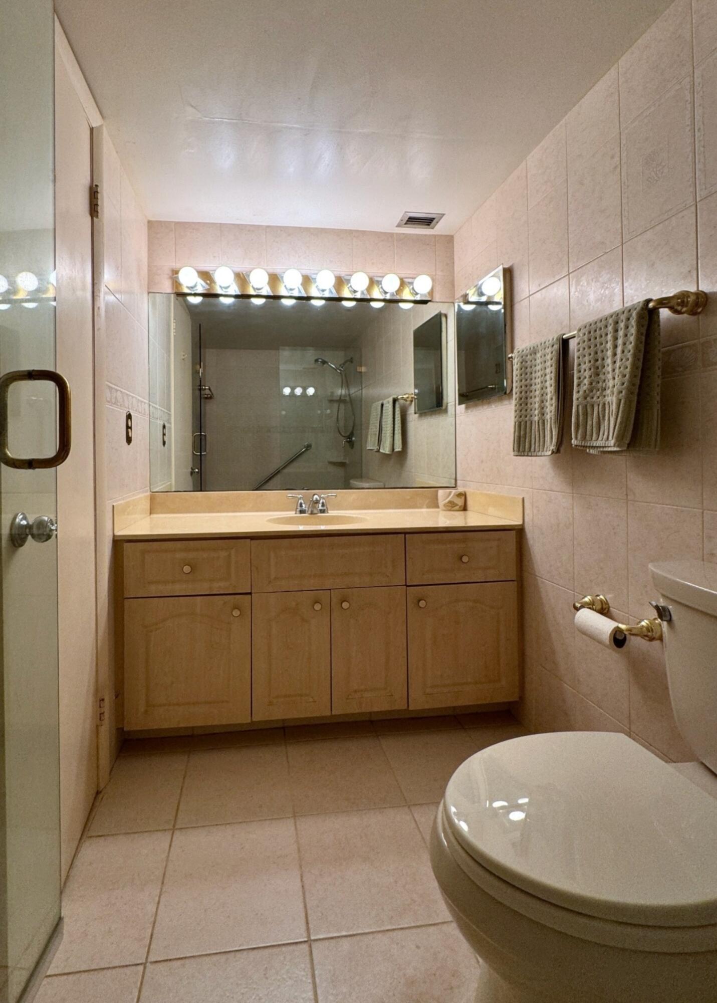 5500 NW 2nd Avenue Unit: 124