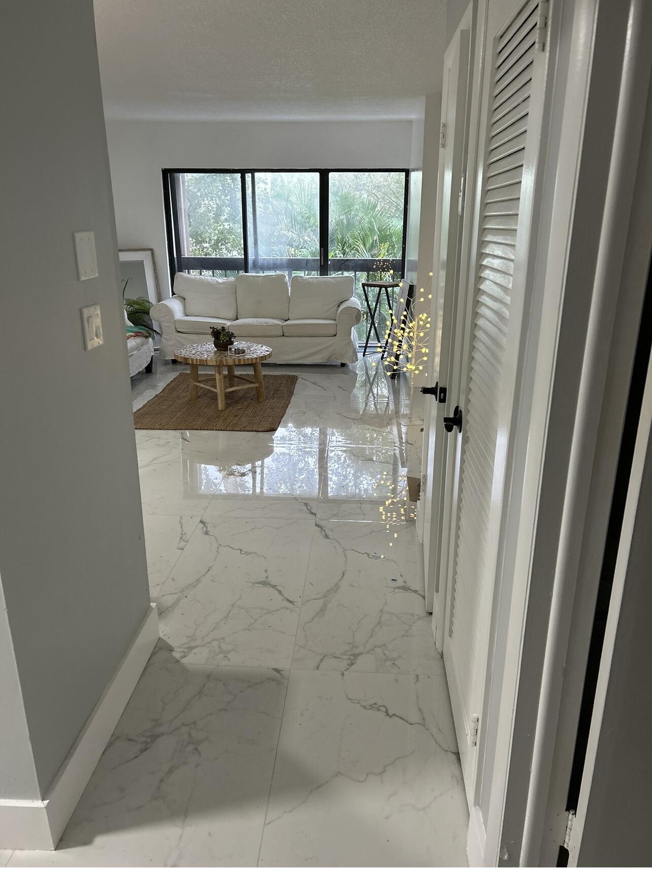 5495 NE 25th Avenue 204, Fort Lauderdale Unit: 204