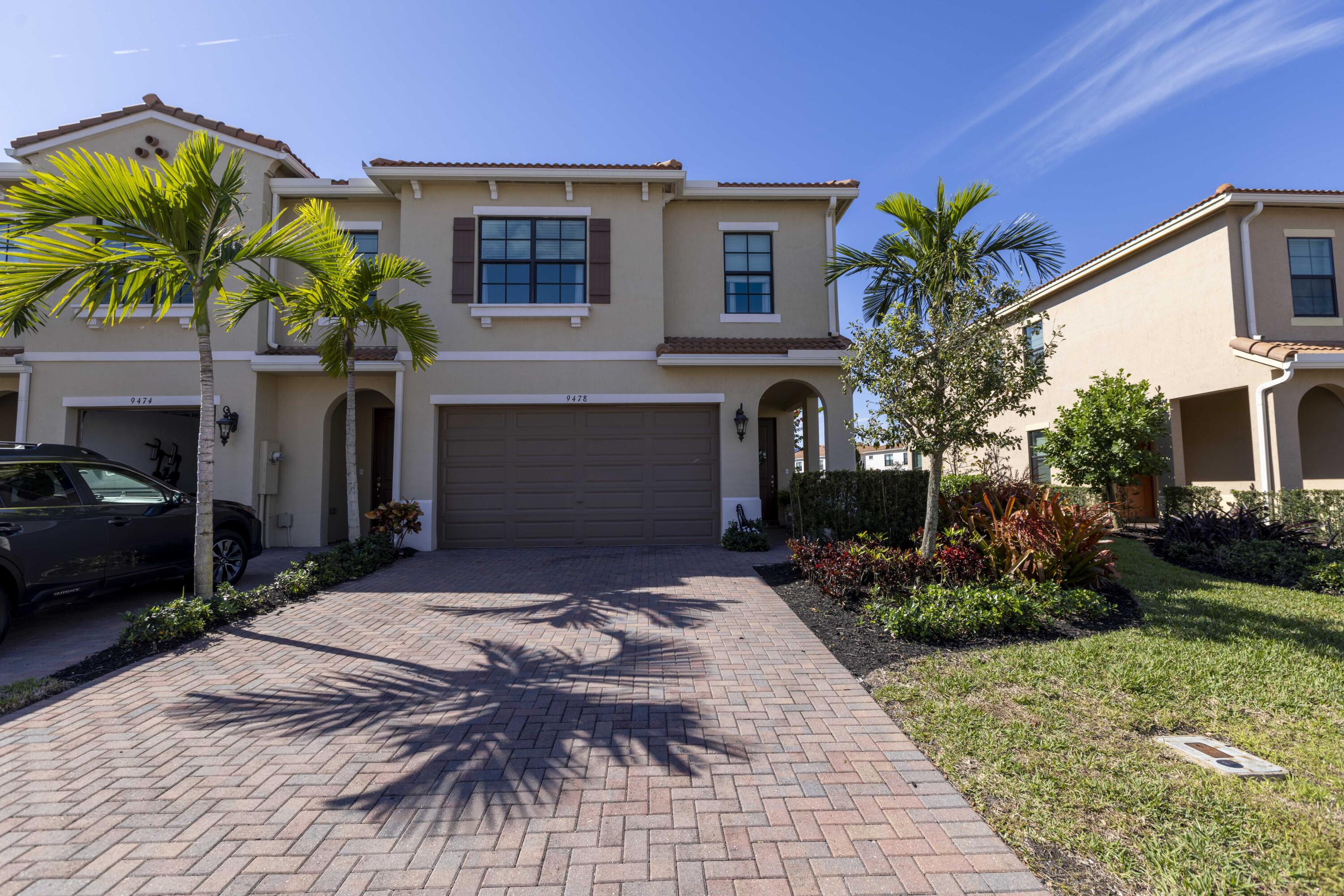 9478 Glider Way