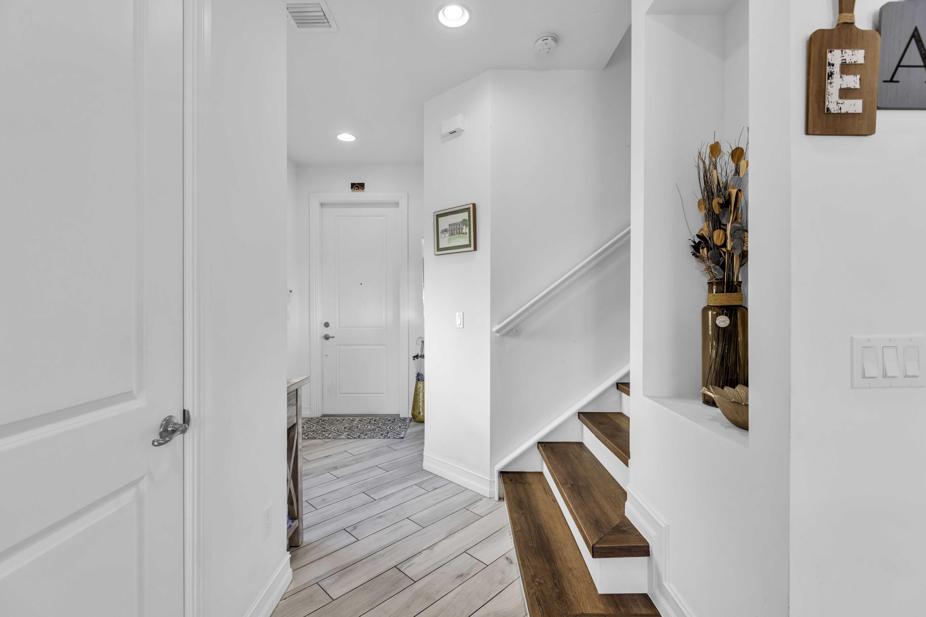 9478 Glider Way