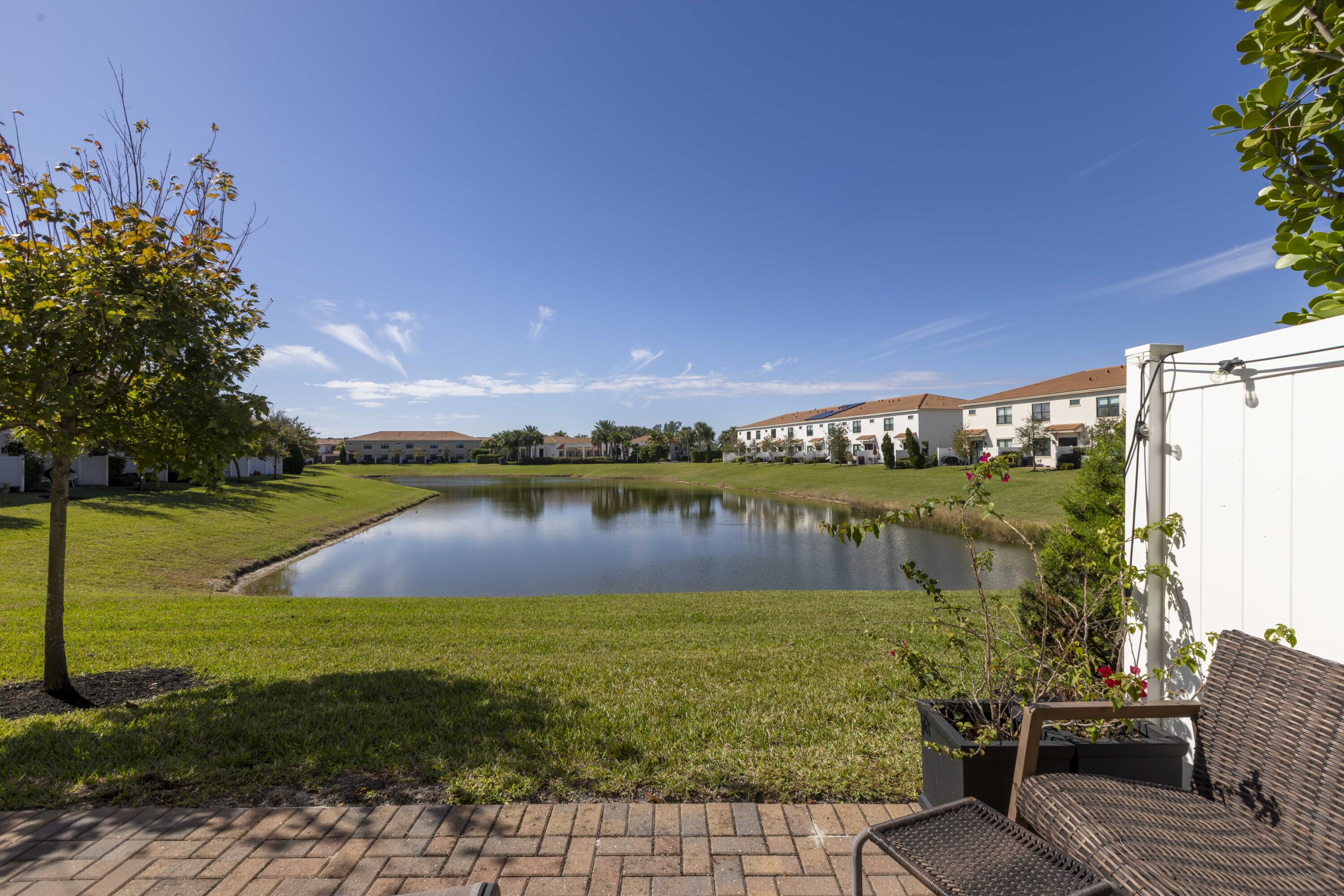 9478 Glider Way