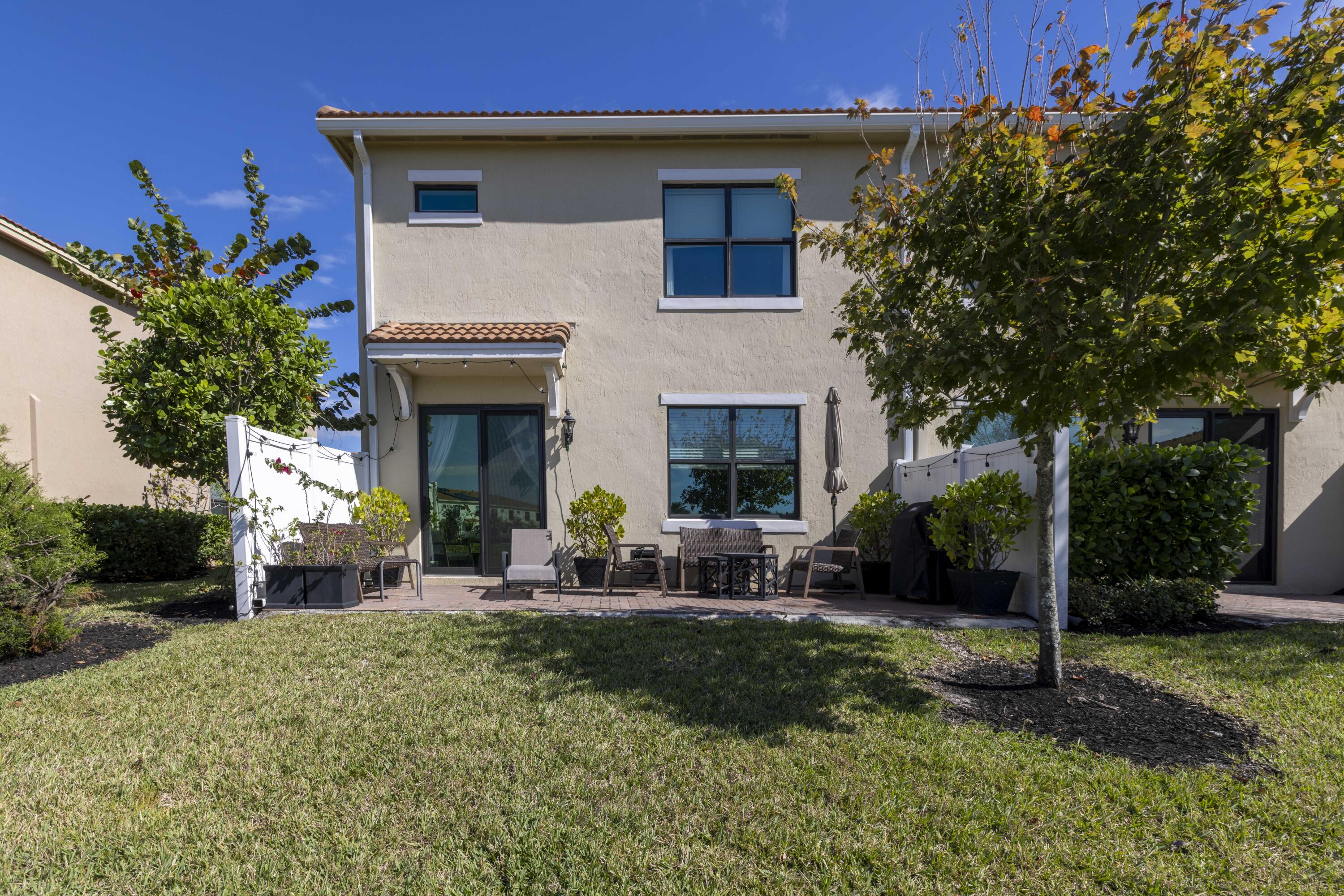 9478 Glider Way