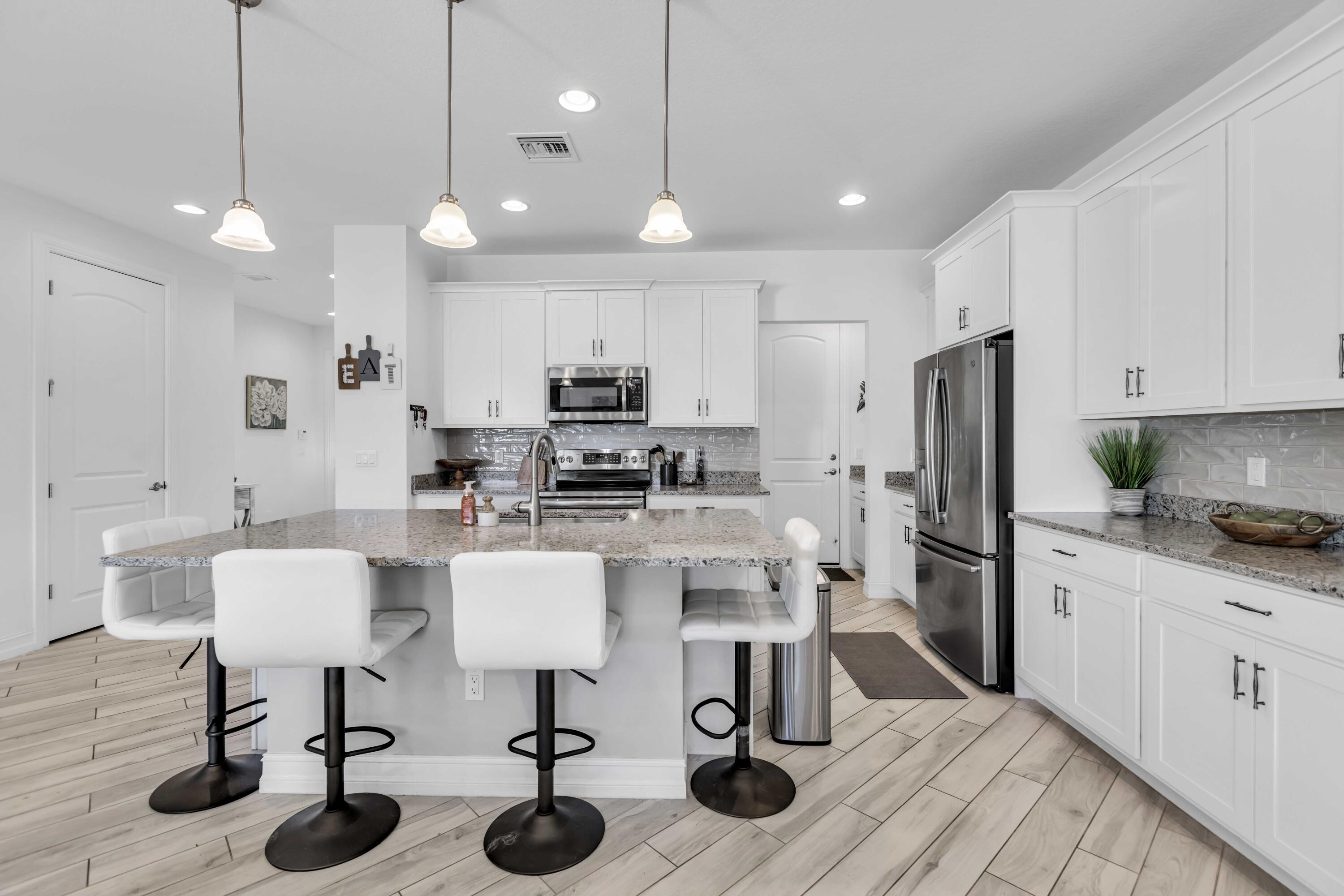 9478 Glider Way