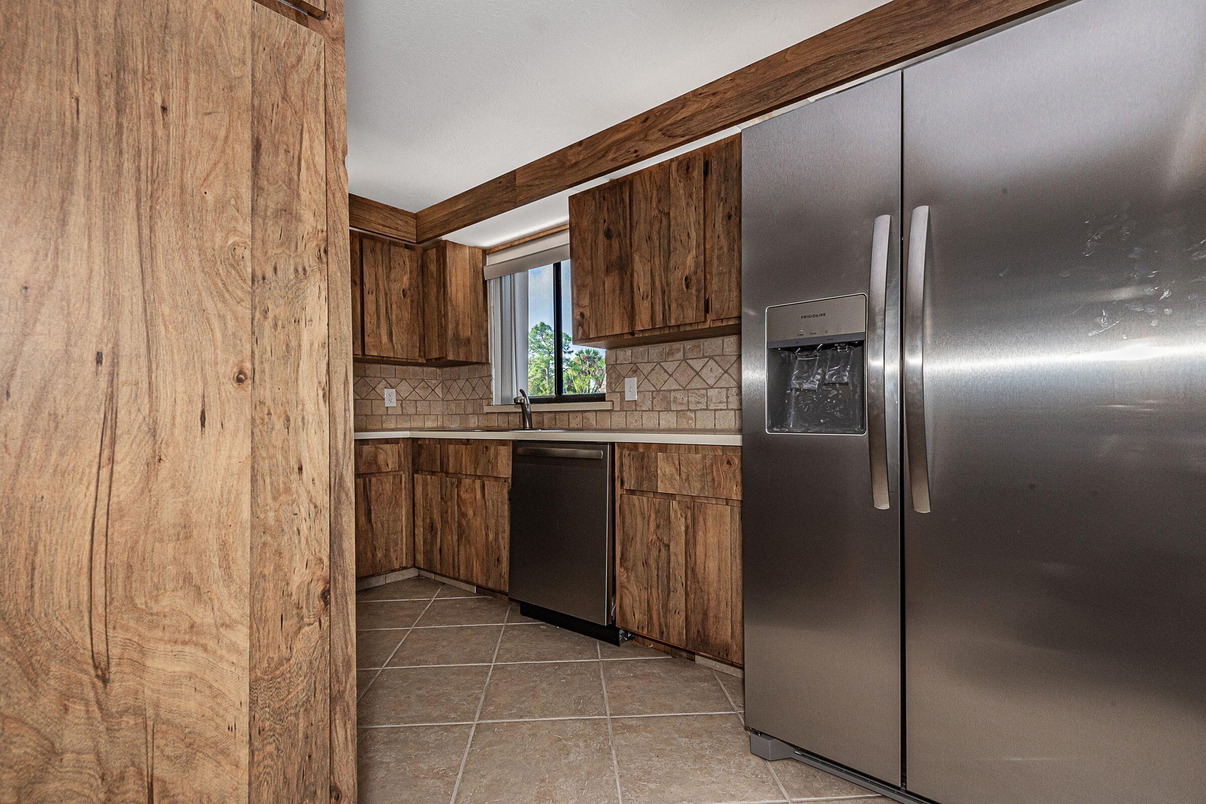 4075 Palm Bay Circle Unit: A