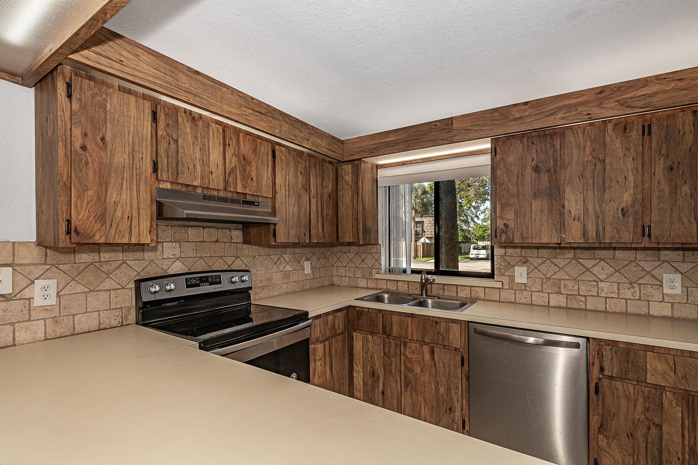 4075 Palm Bay Circle Unit: A