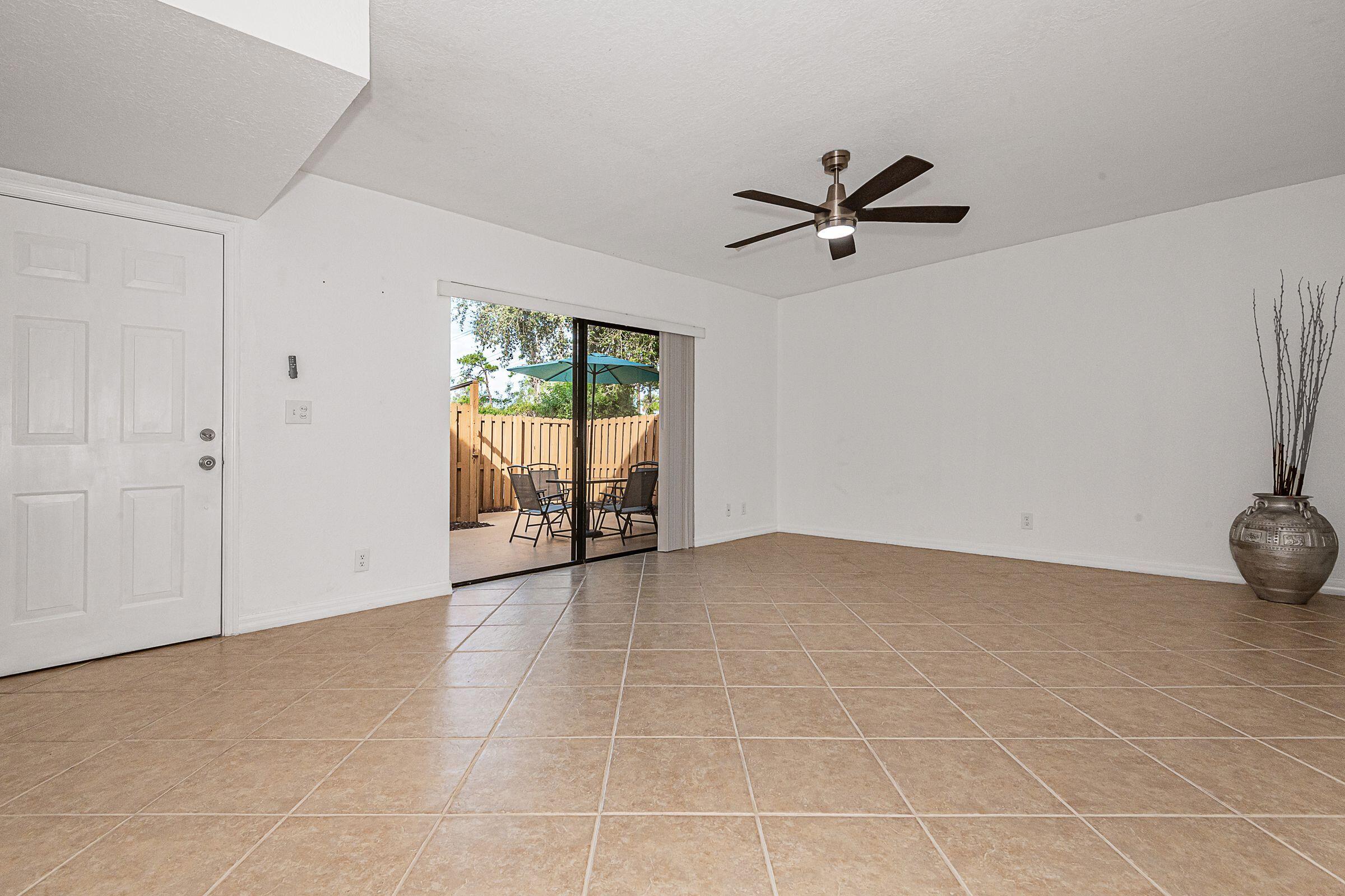 4075 Palm Bay Circle Unit: A