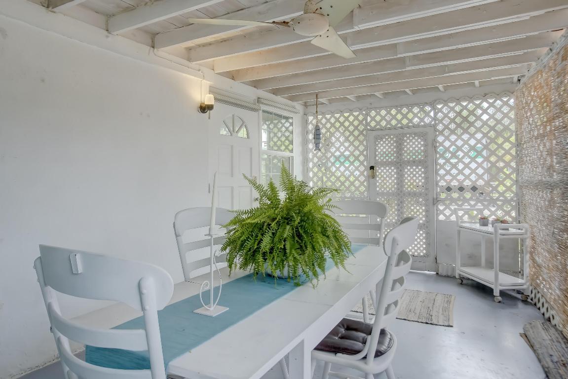 1413 Dewey Street, Hollywood