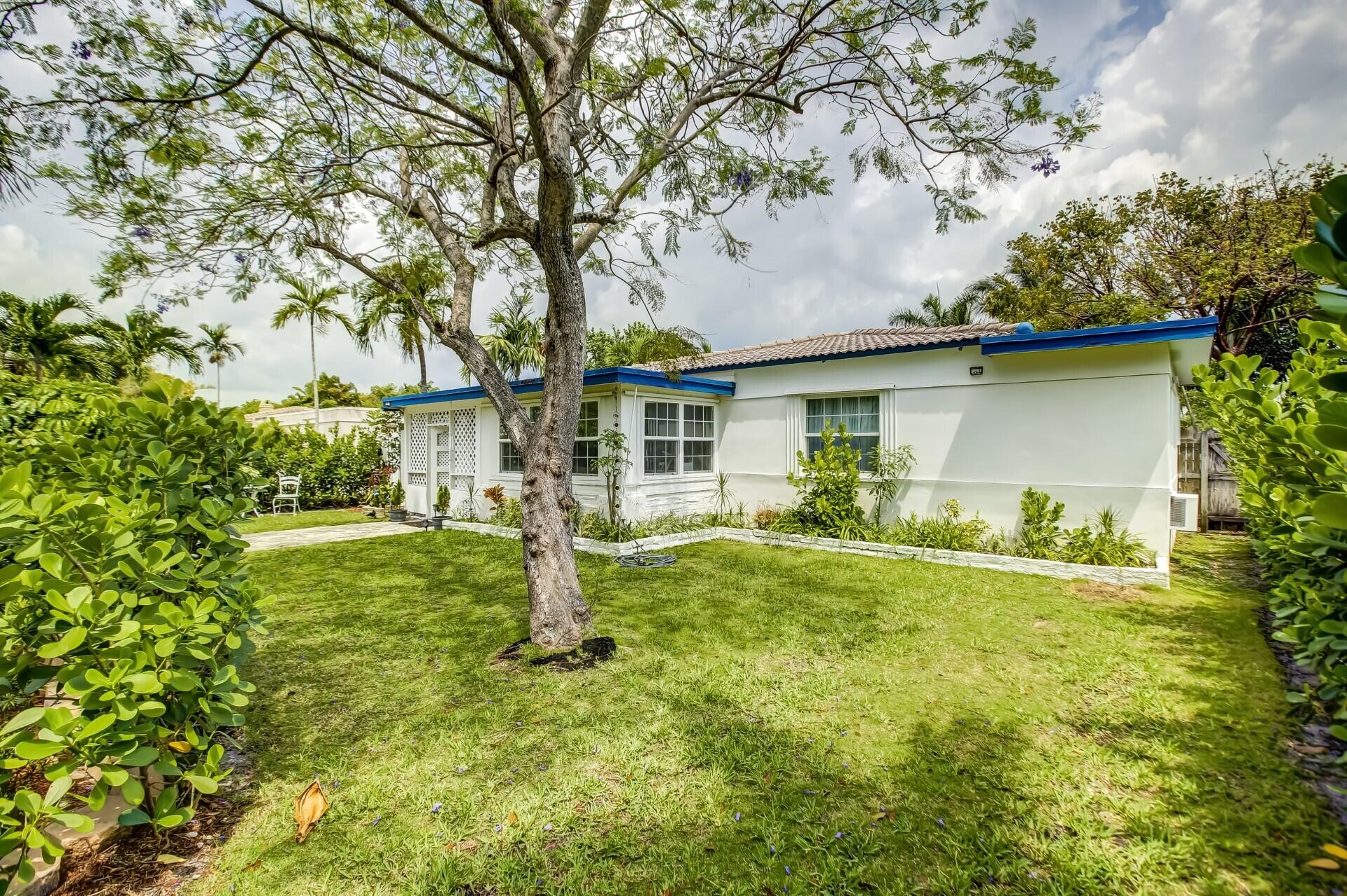 1413 Dewey Street, Hollywood