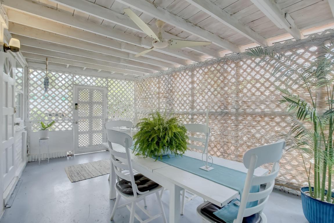 1413 Dewey Street, Hollywood