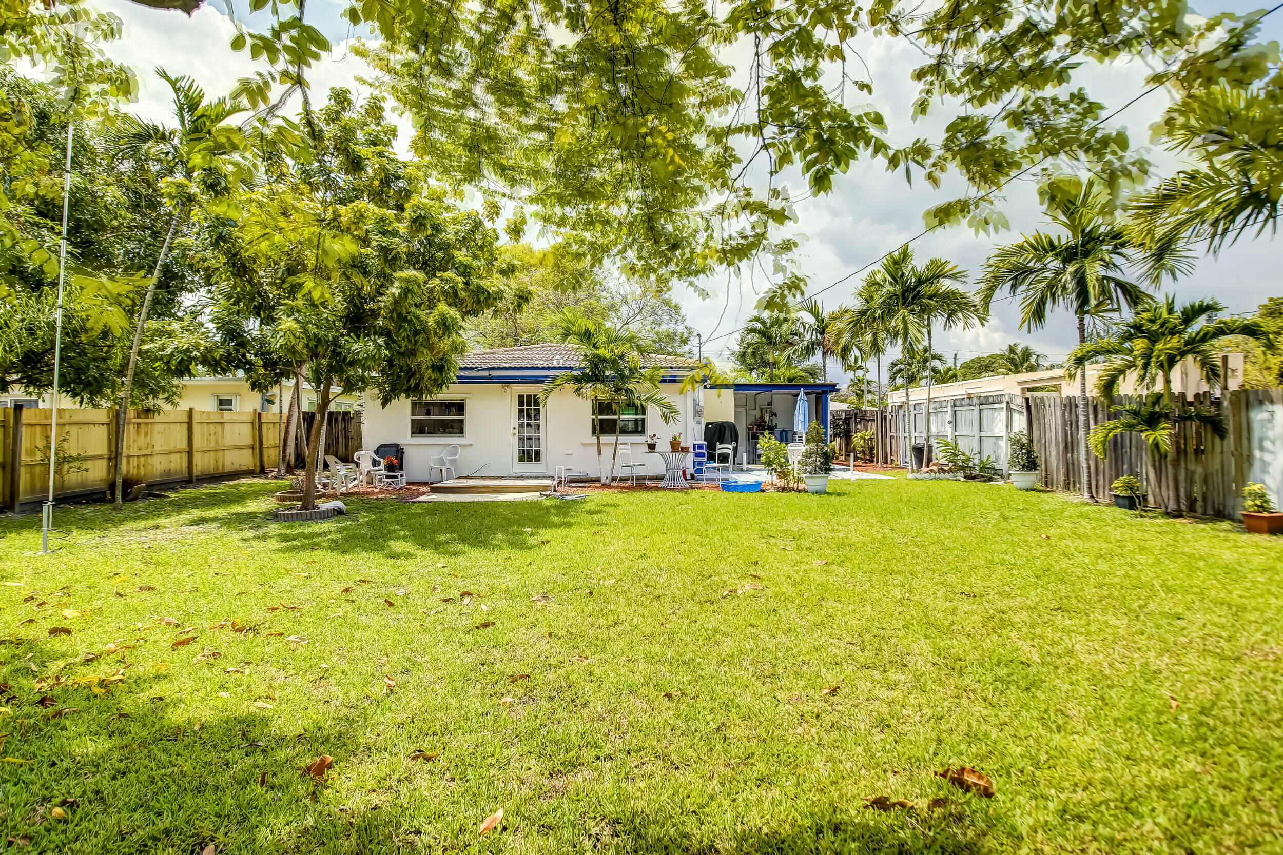 1413 Dewey Street, Hollywood