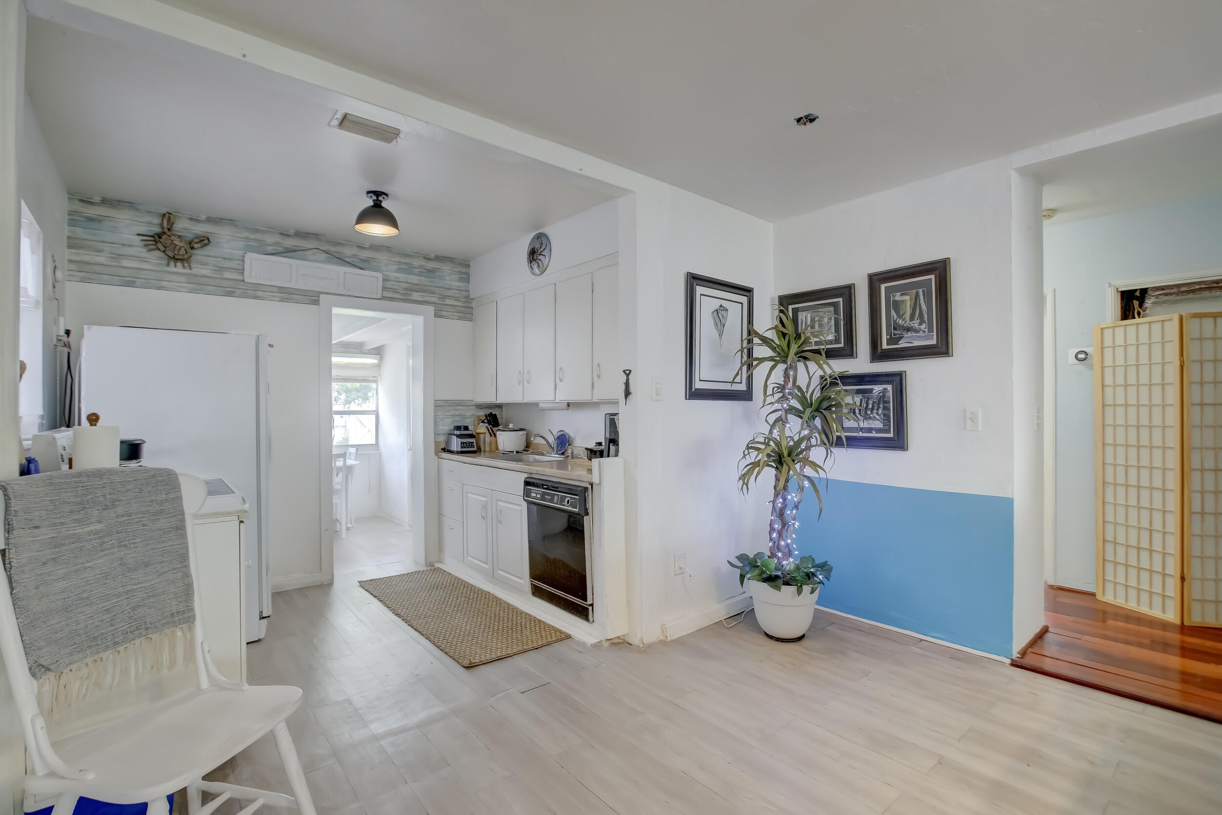 1413 Dewey Street, Hollywood