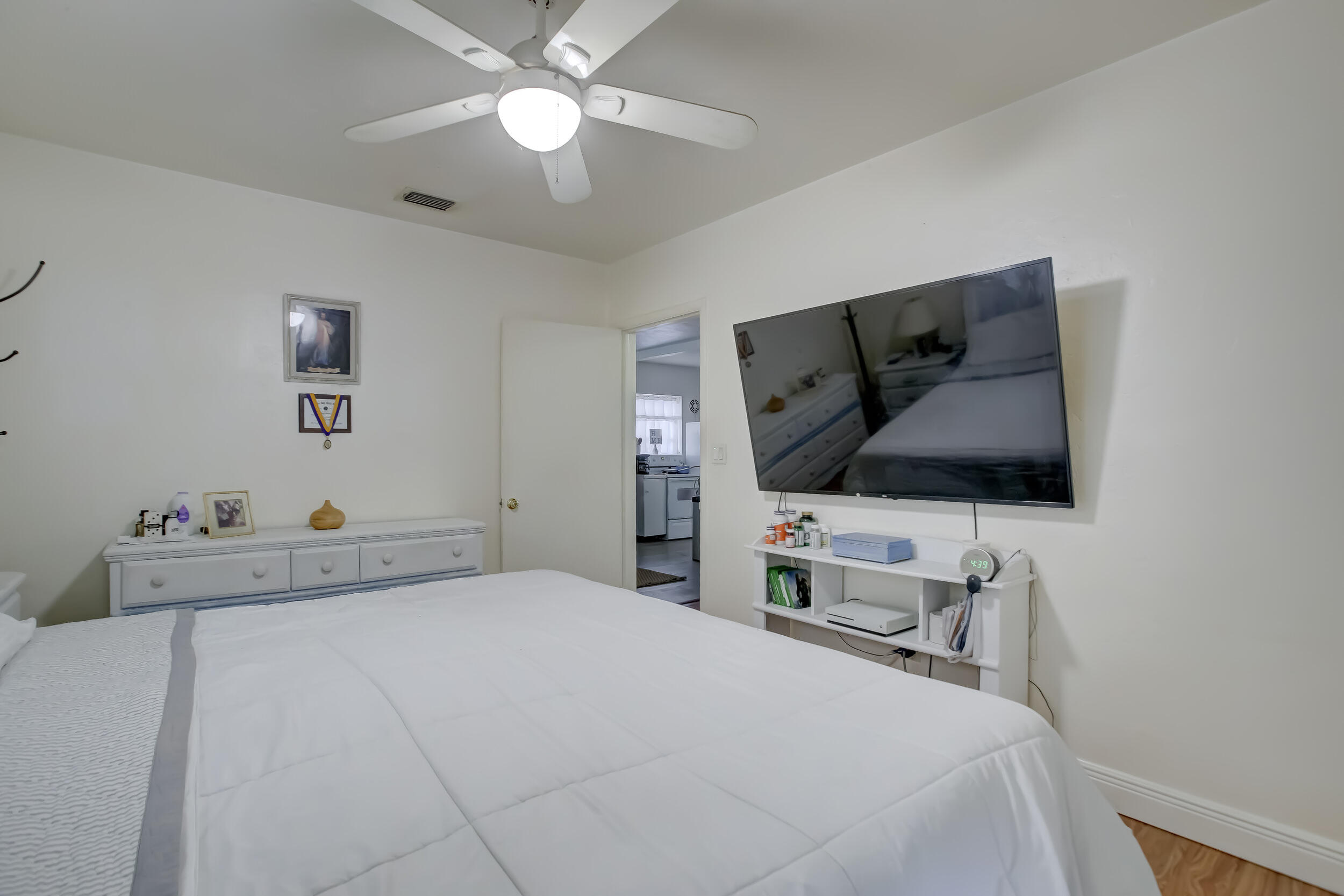 1413 Dewey Street, Hollywood