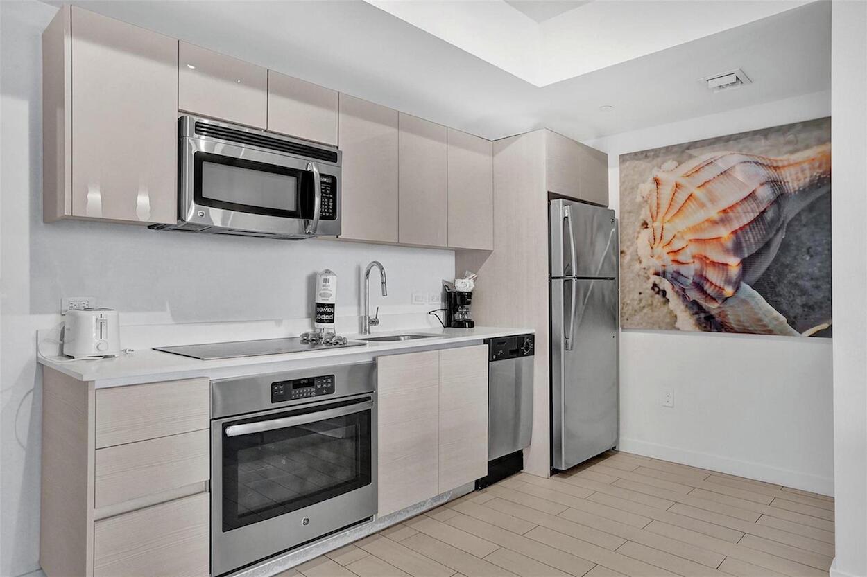 2602 E Hallandale Beach Boulevard Unit: R2107