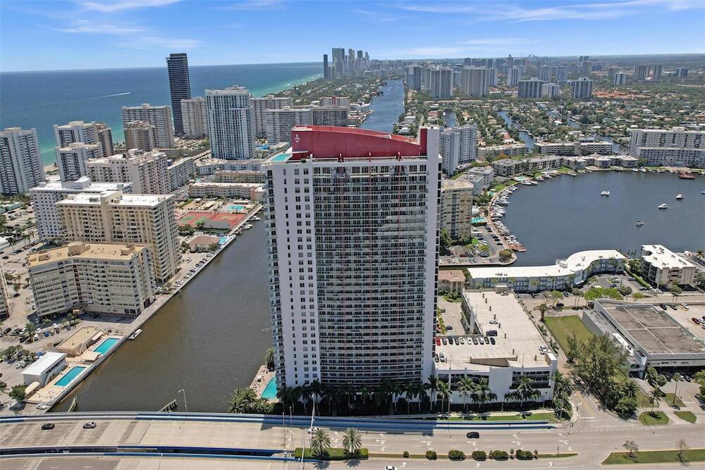 2602 E Hallandale Beach Boulevard Unit: R2107