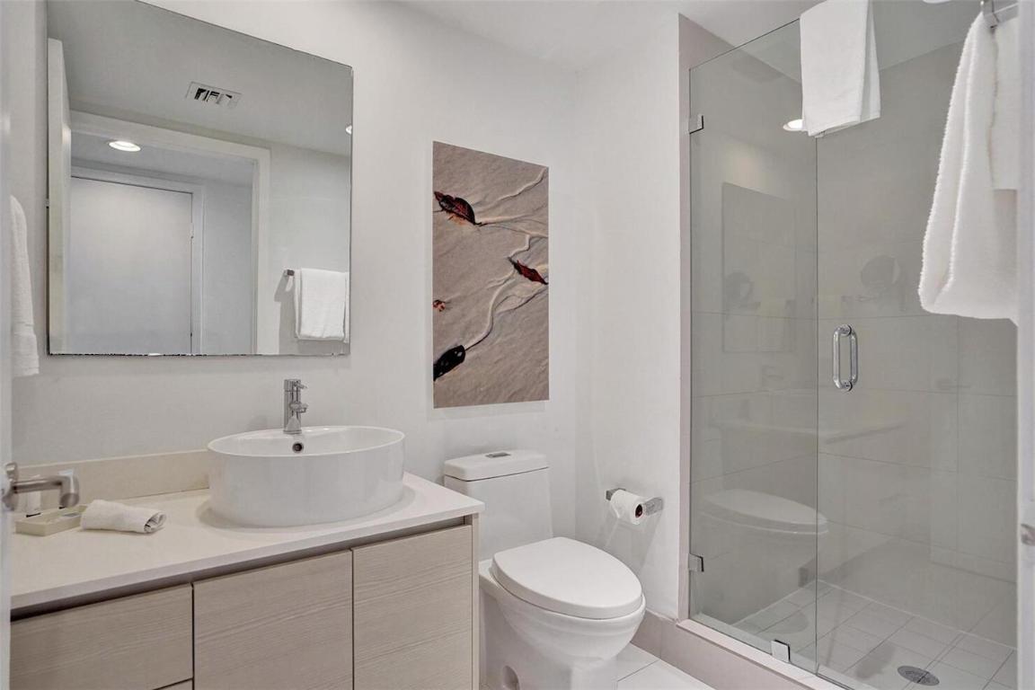 2602 E Hallandale Beach Boulevard Unit: R2107