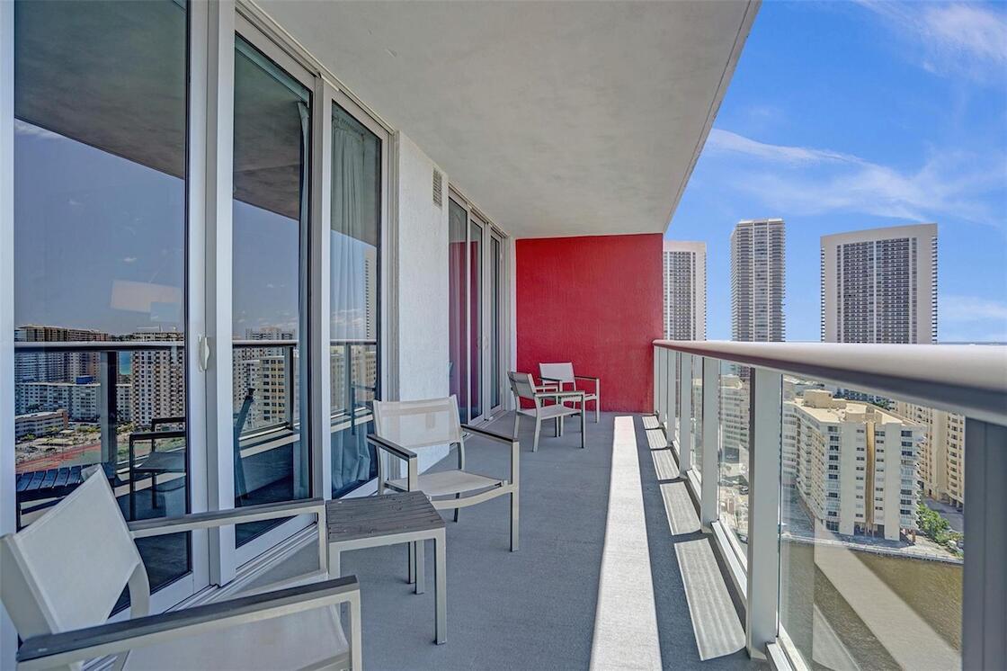 2602 E Hallandale Beach Boulevard Unit: R2107