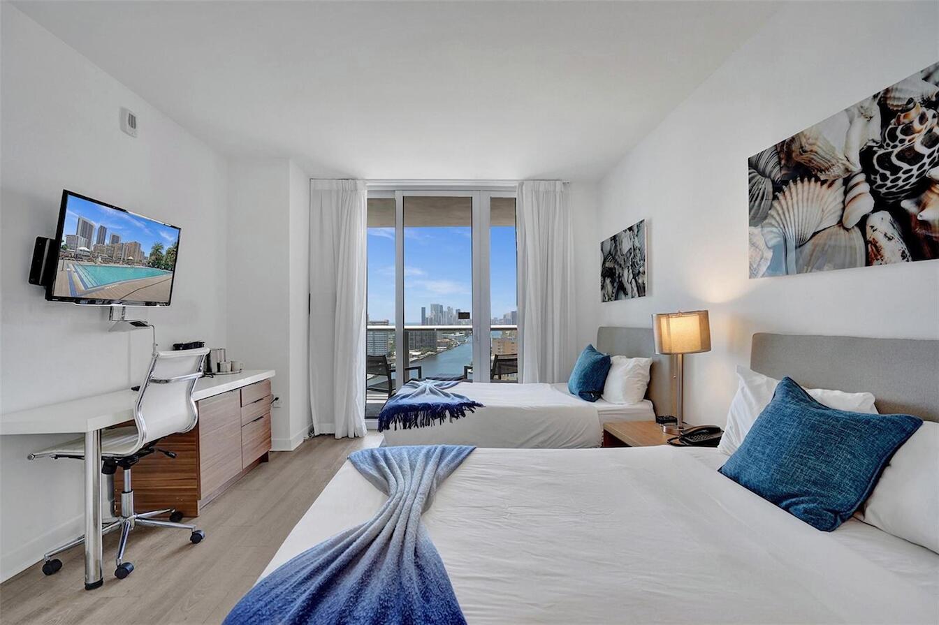 2602 E Hallandale Beach Boulevard Unit: R2107