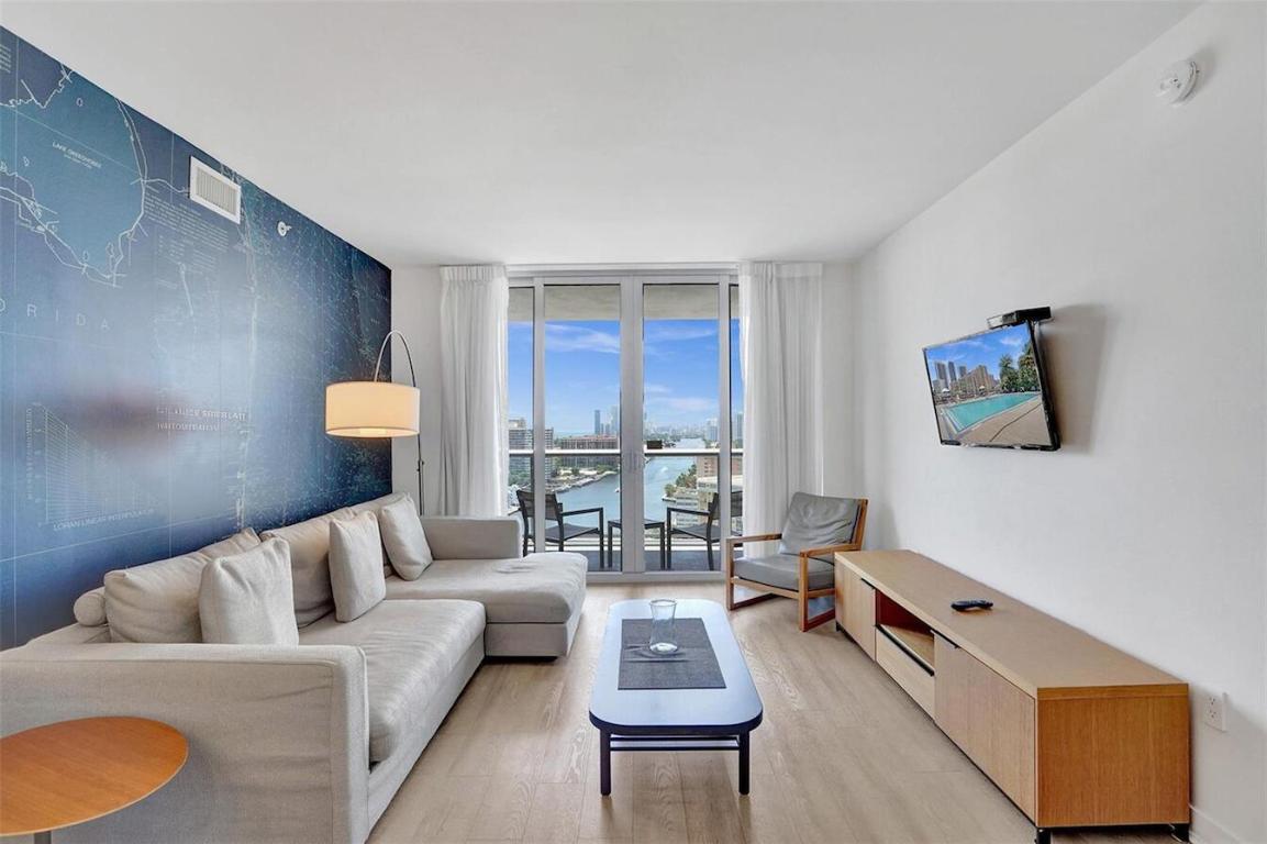 2602 E Hallandale Beach Boulevard Unit: R2107