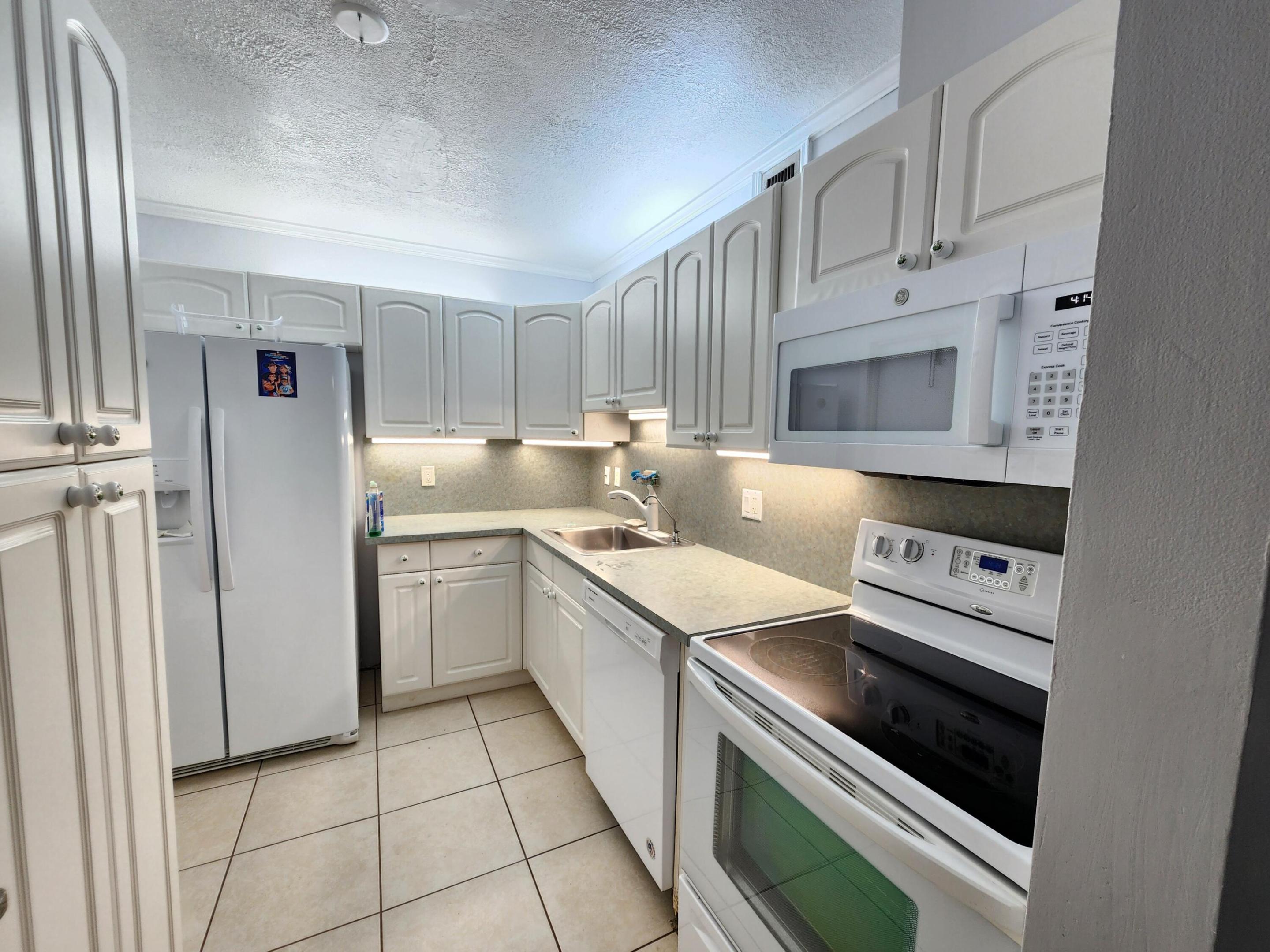 644 NW 13th Street Unit: 17