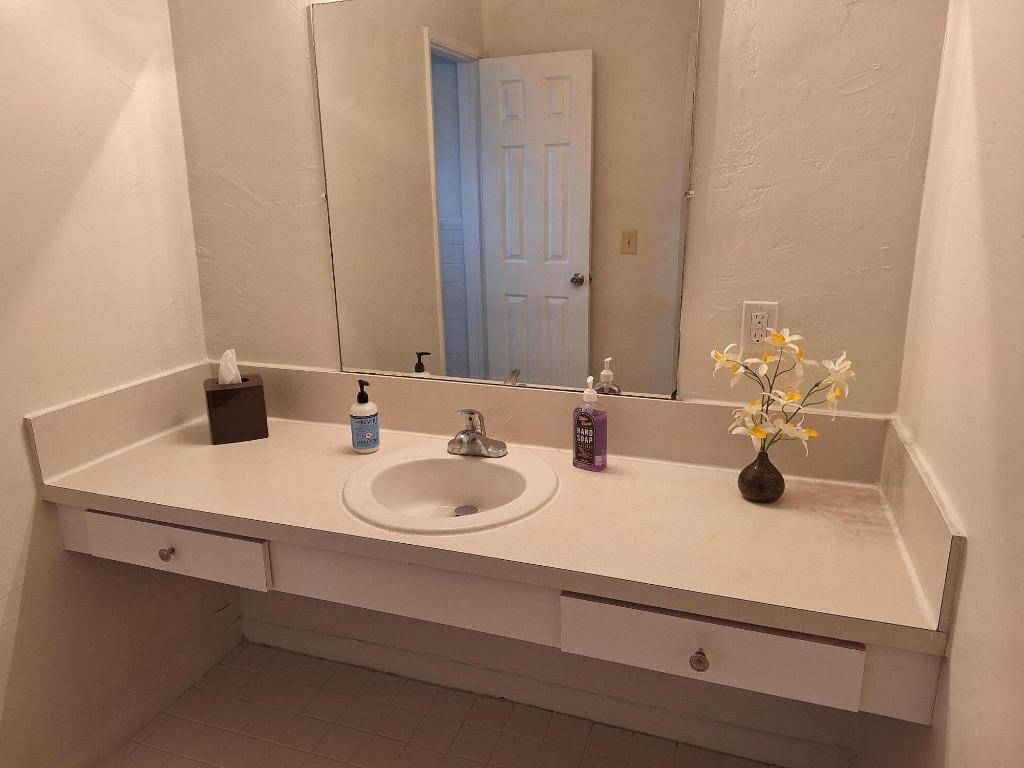 493 NW 43rd Street Unit: 1