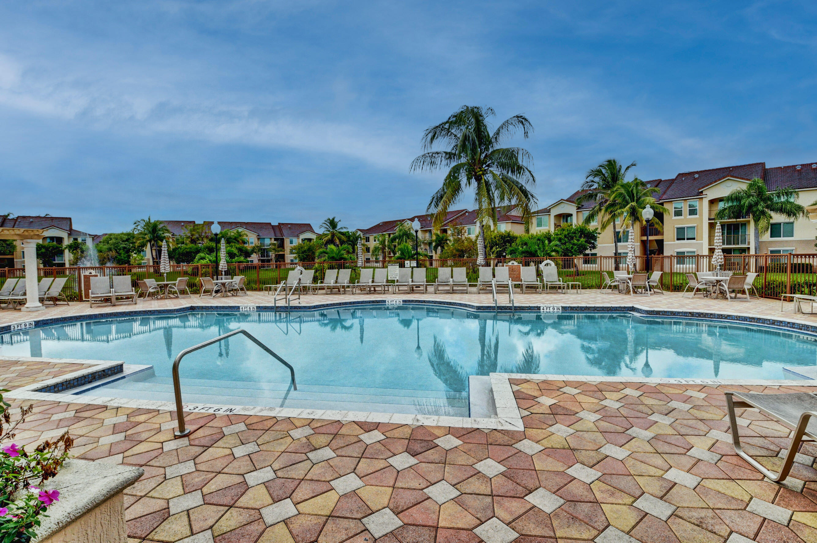 116 Villa Circle Unit: 116