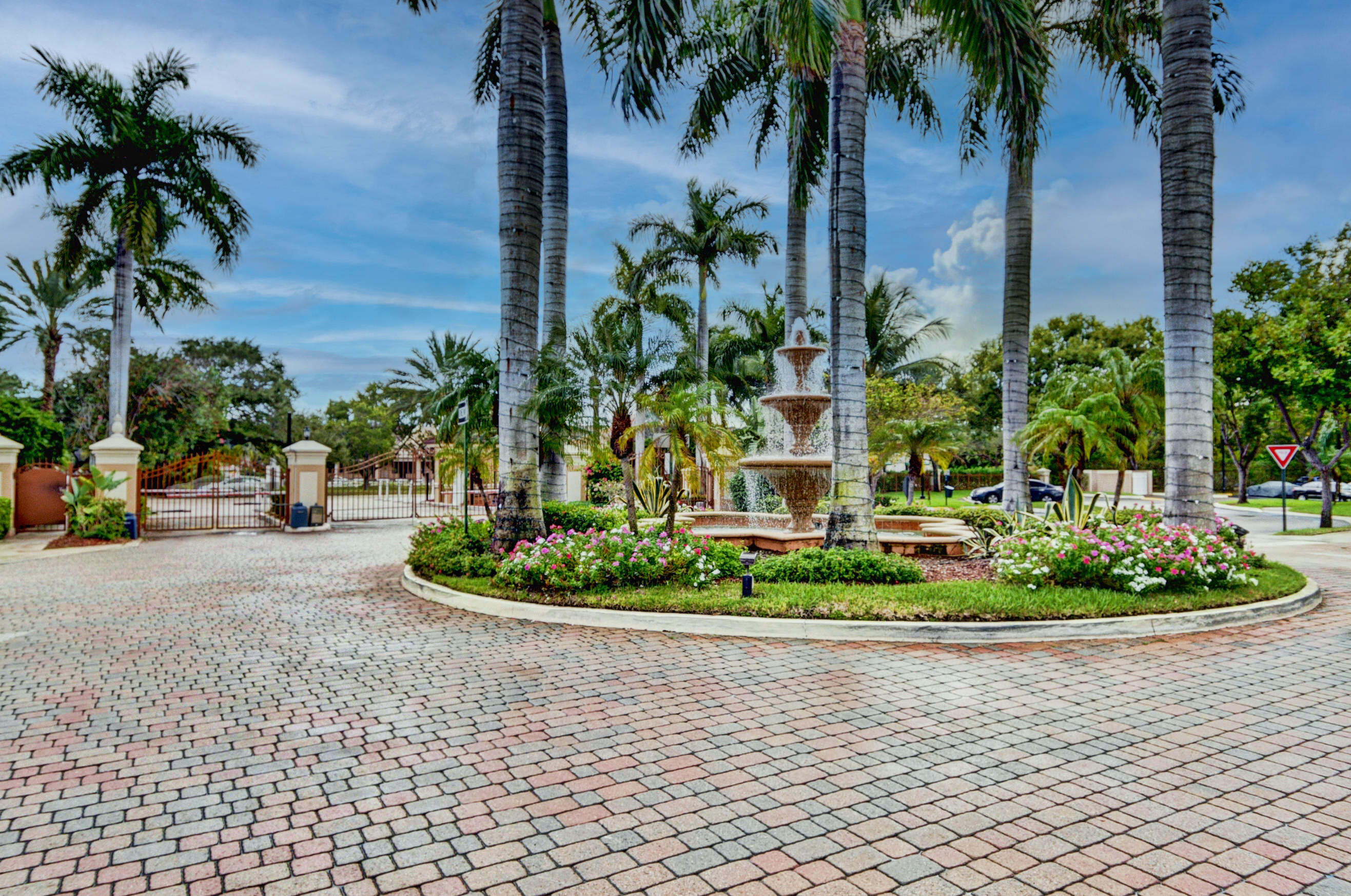 116 Villa Circle Unit: 116
