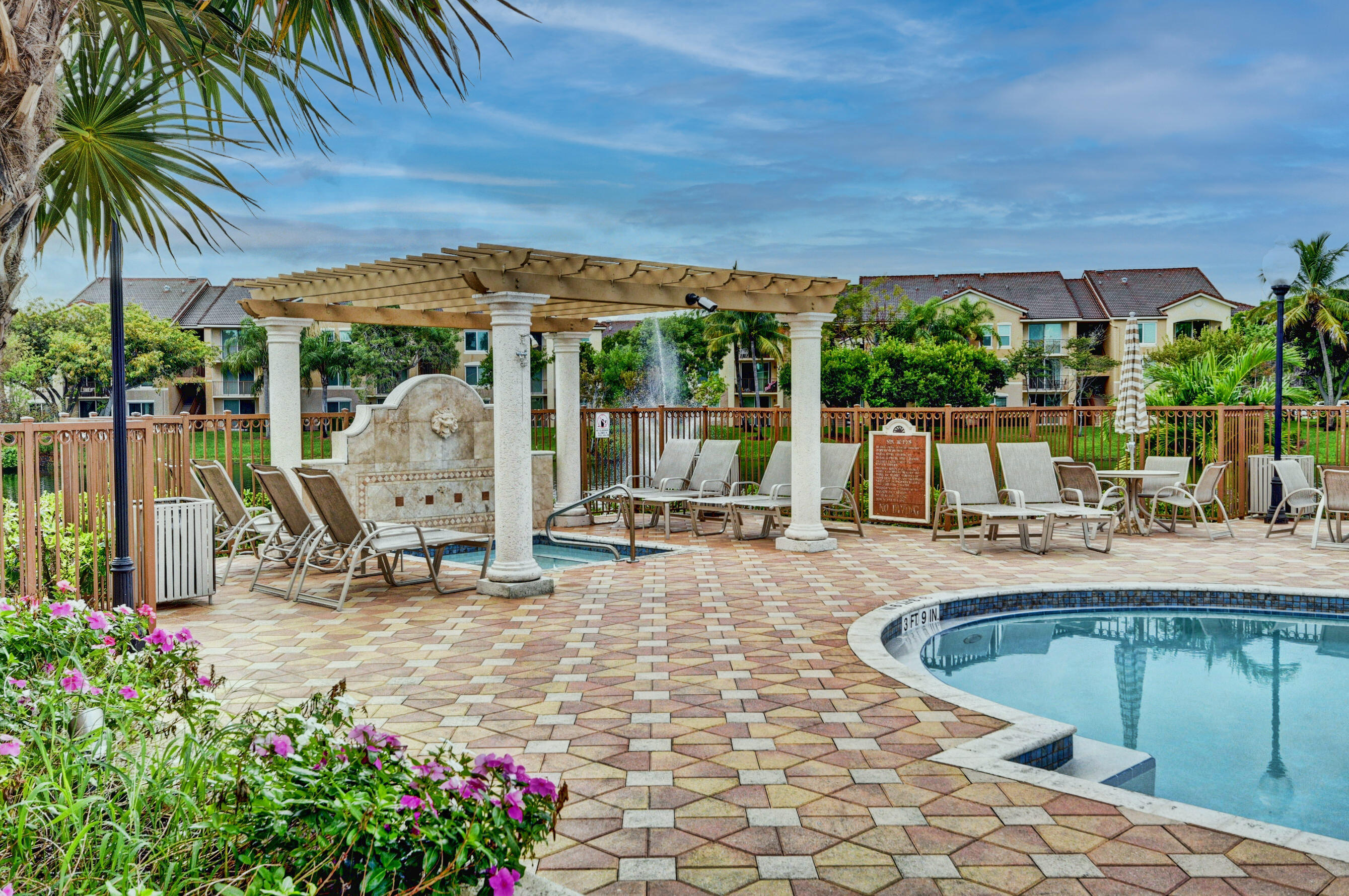 116 Villa Circle Unit: 116