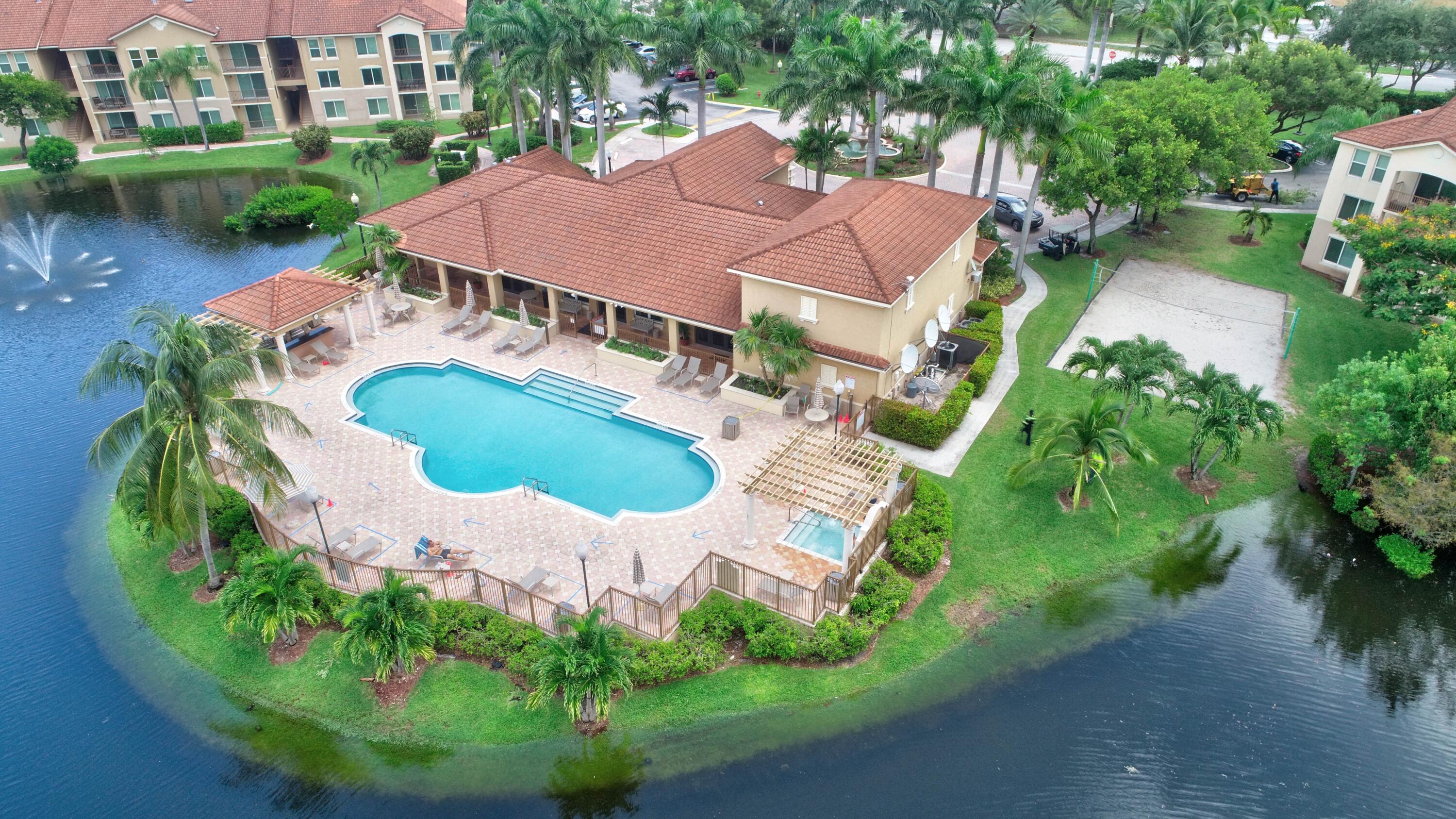 116 Villa Circle Unit: 116