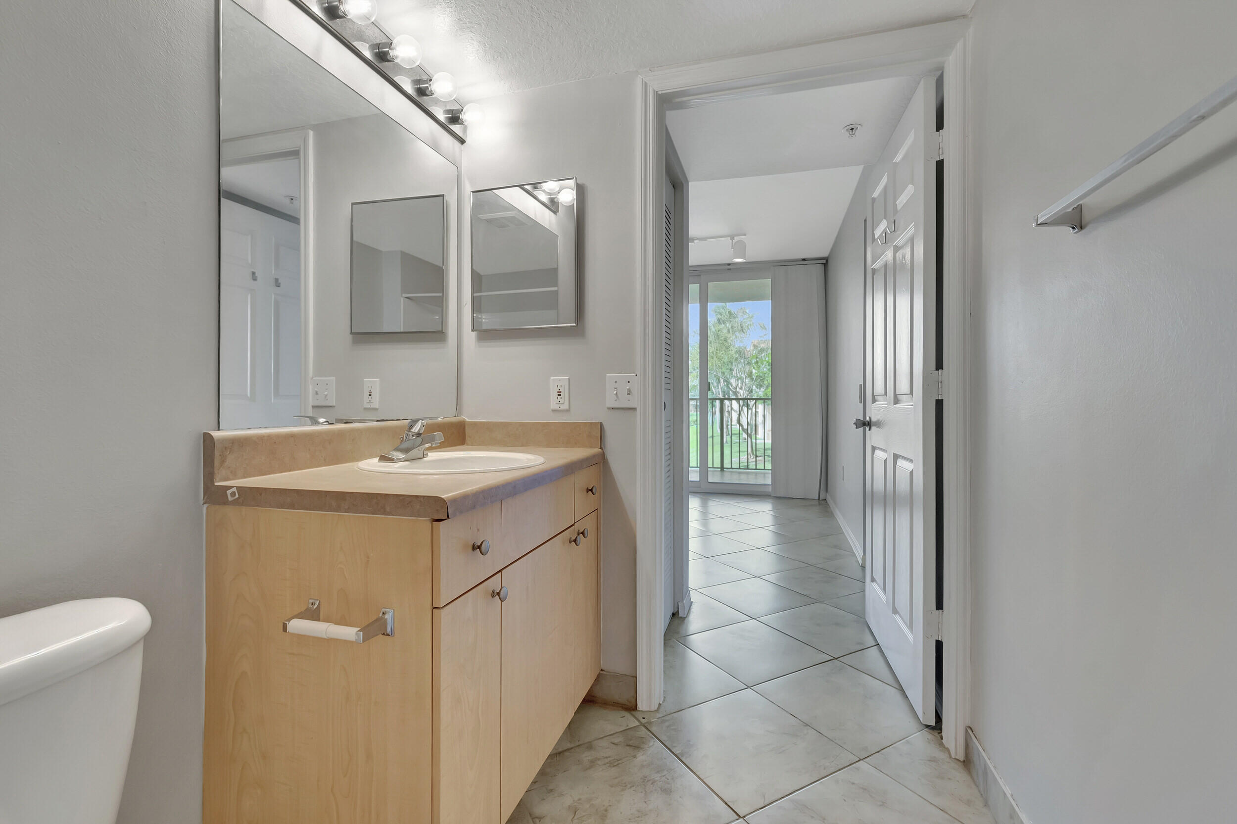 116 Villa Circle Unit: 116