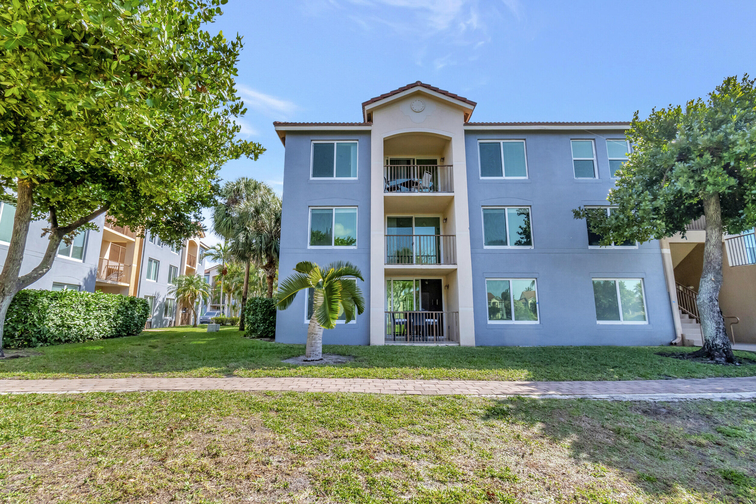 116 Villa Circle Unit: 116