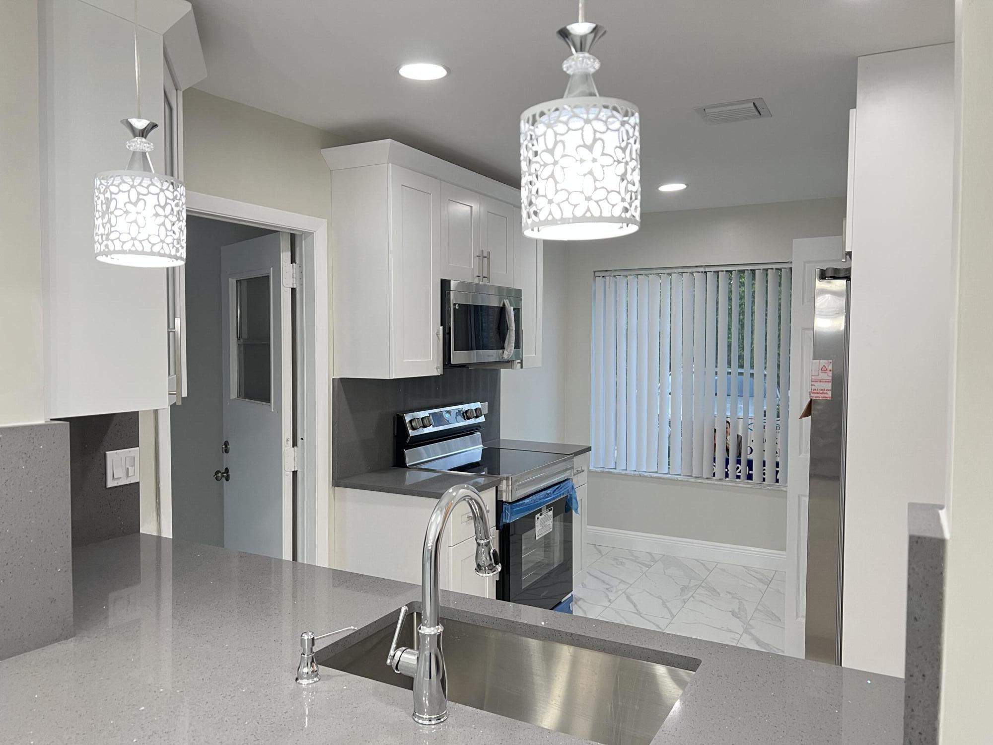 14716 Wildflower Lane