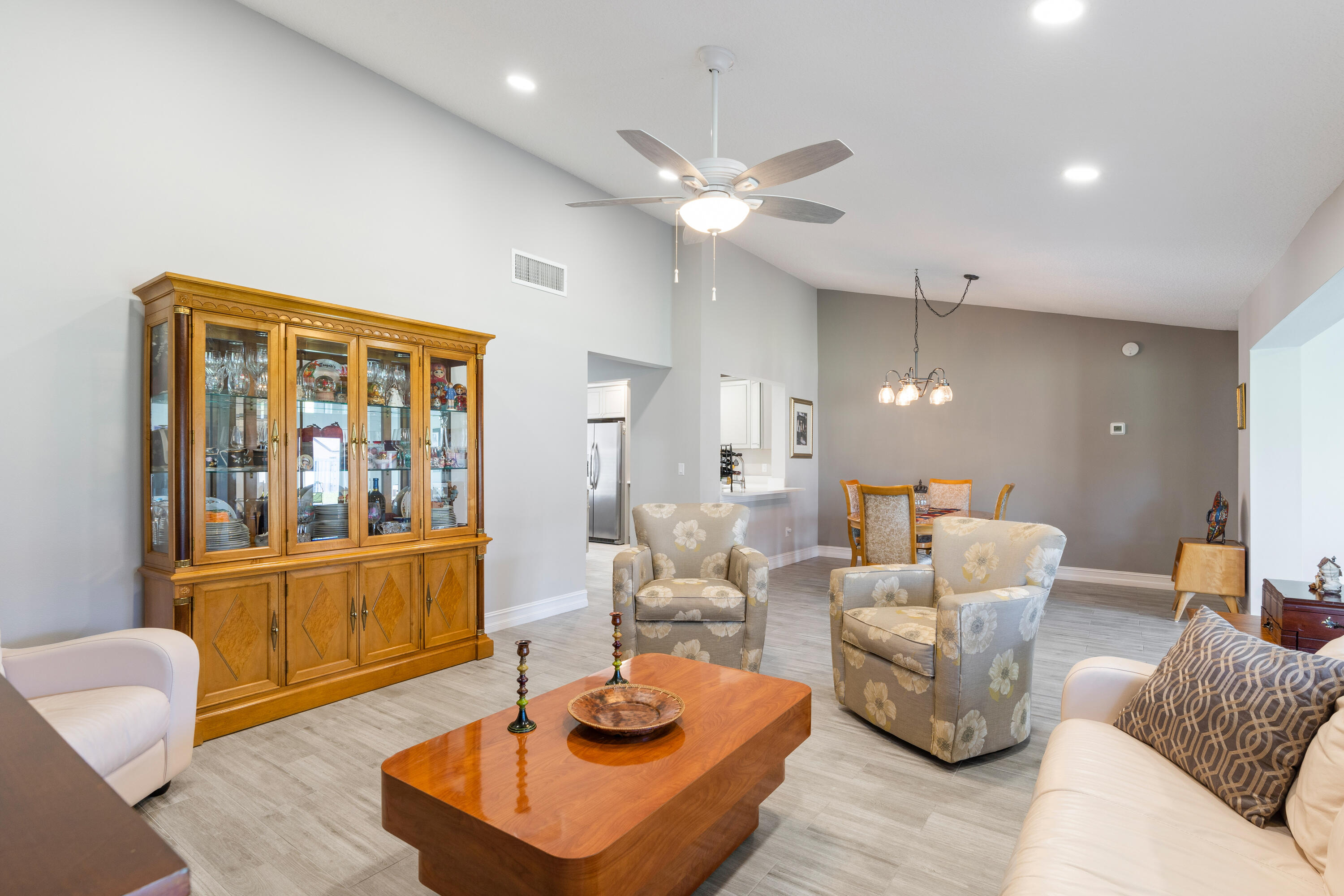 6179 Olivewood Circle