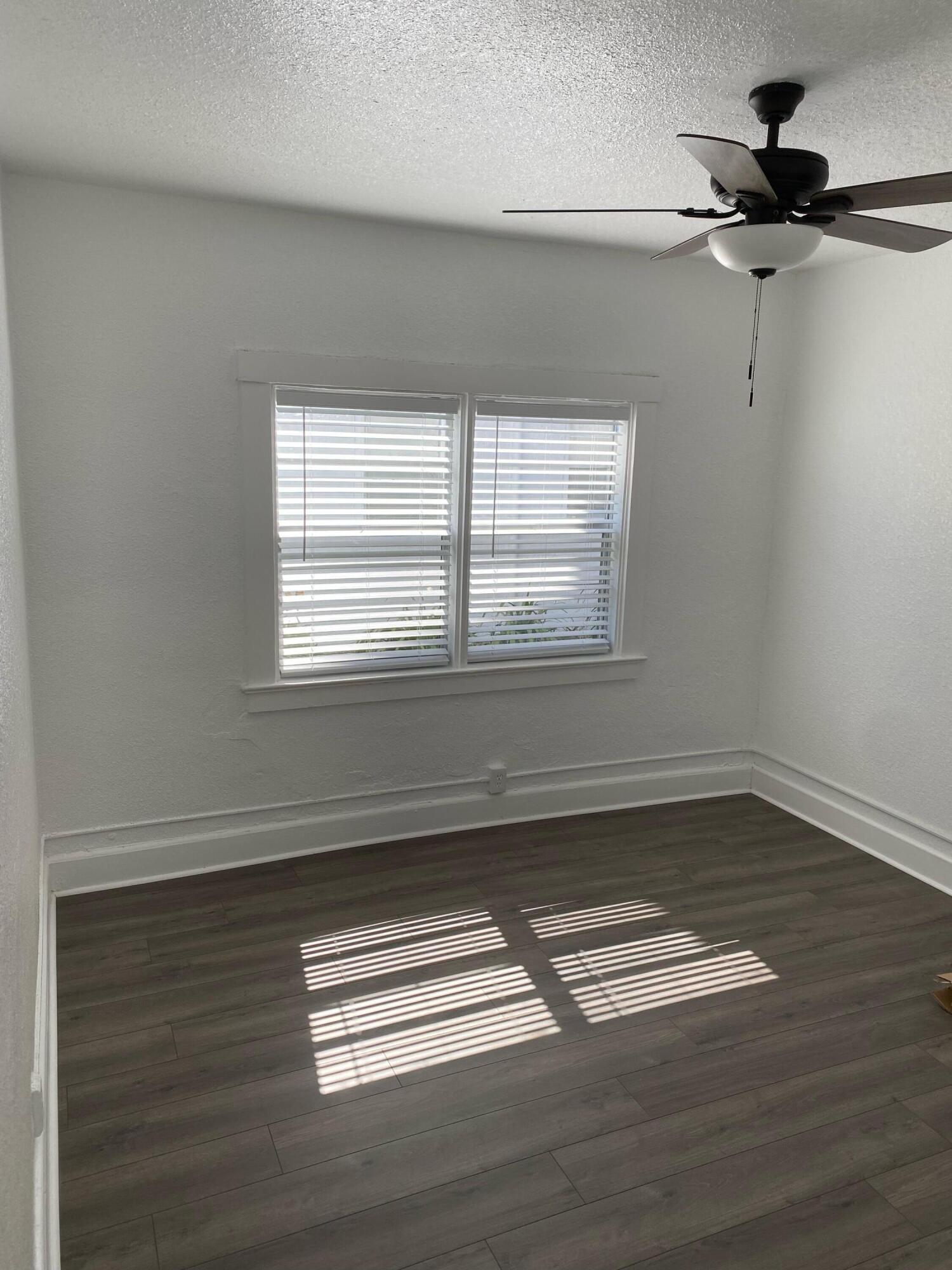 215 S Seacrest Boulevard 2, Boynton Beach Unit: 2