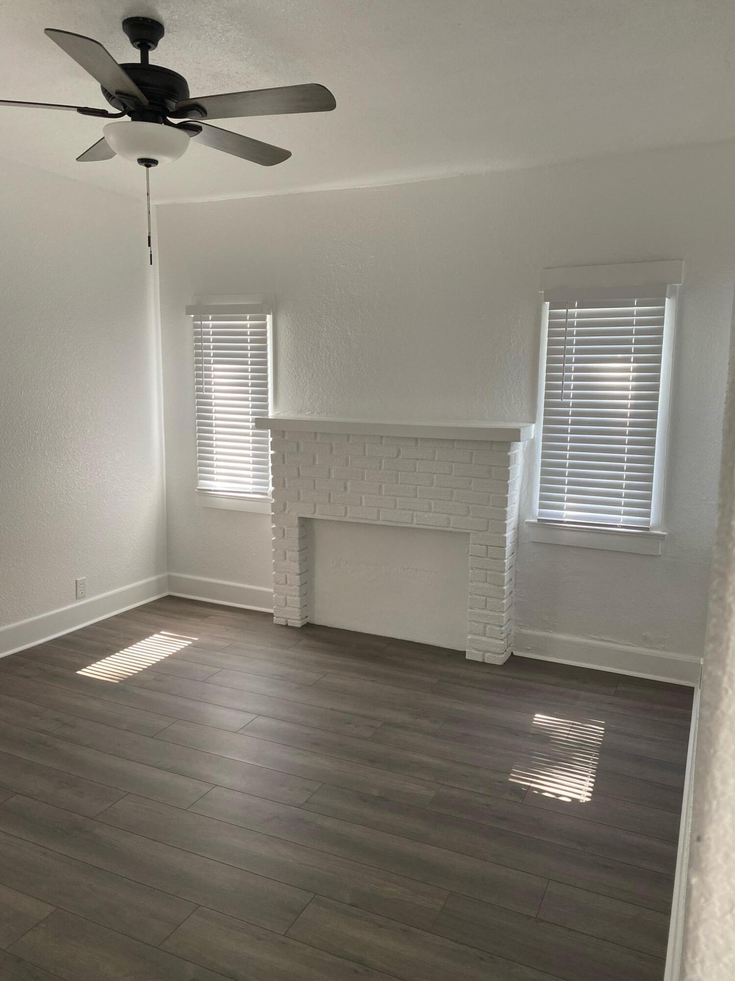 215 S Seacrest Boulevard 2, Boynton Beach Unit: 2