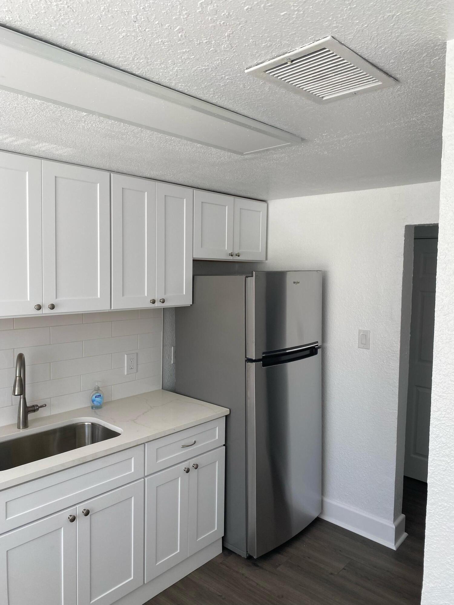 215 S Seacrest Boulevard 2, Boynton Beach Unit: 2