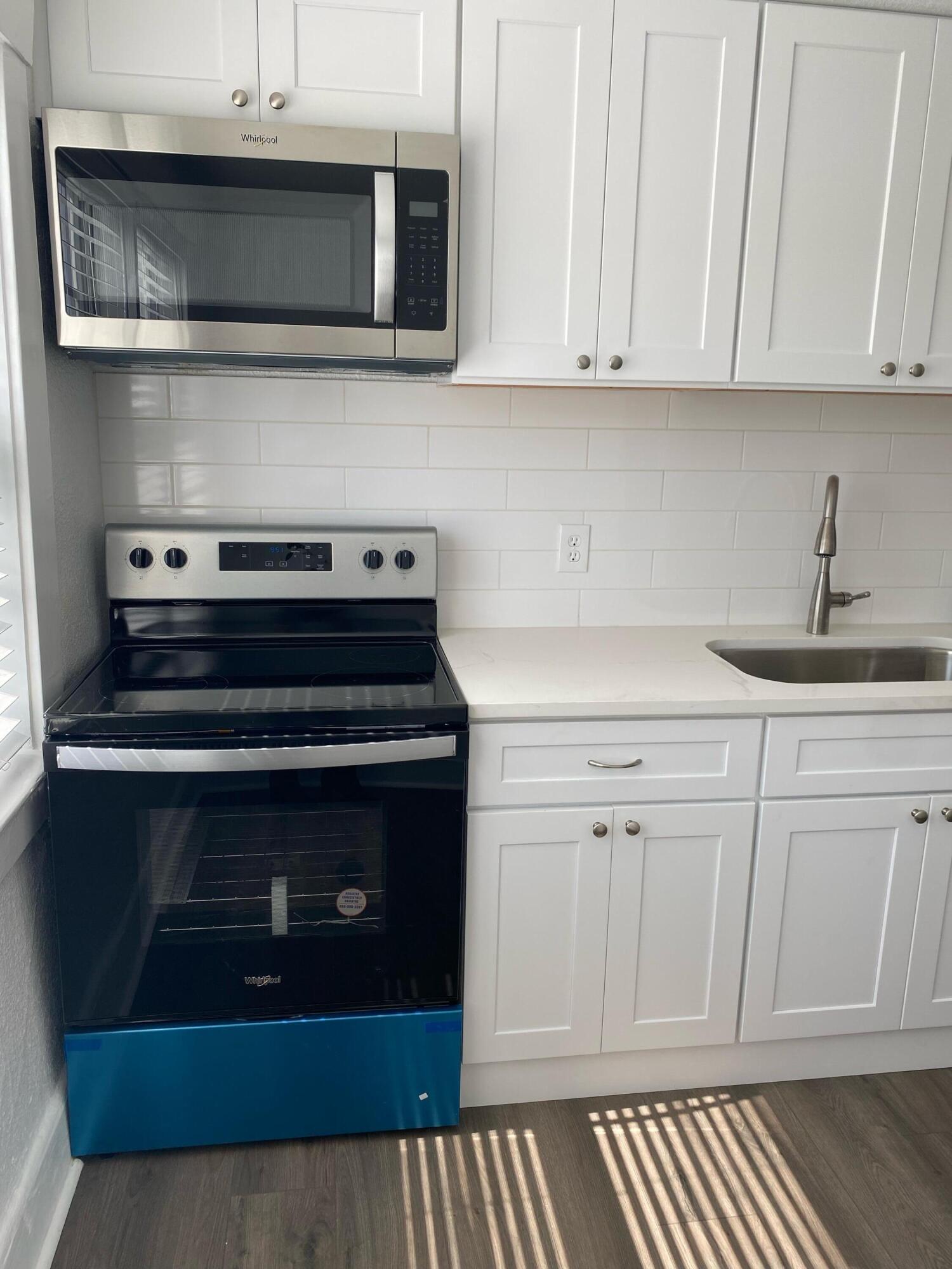 215 S Seacrest Boulevard 2, Boynton Beach Unit: 2