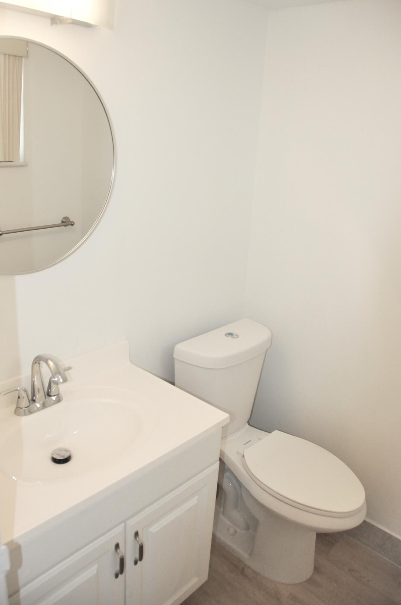 1418 Collins Avenue 303