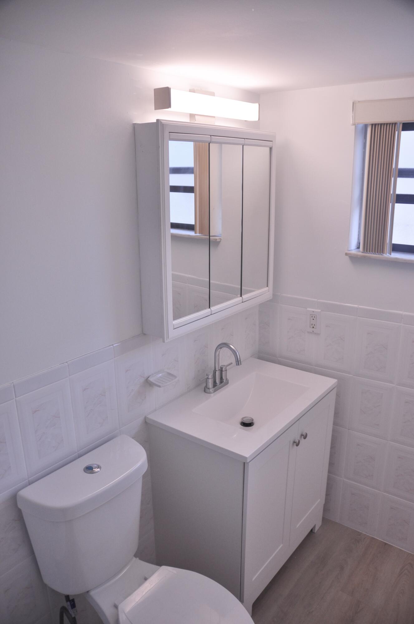 1418 Collins Avenue 303